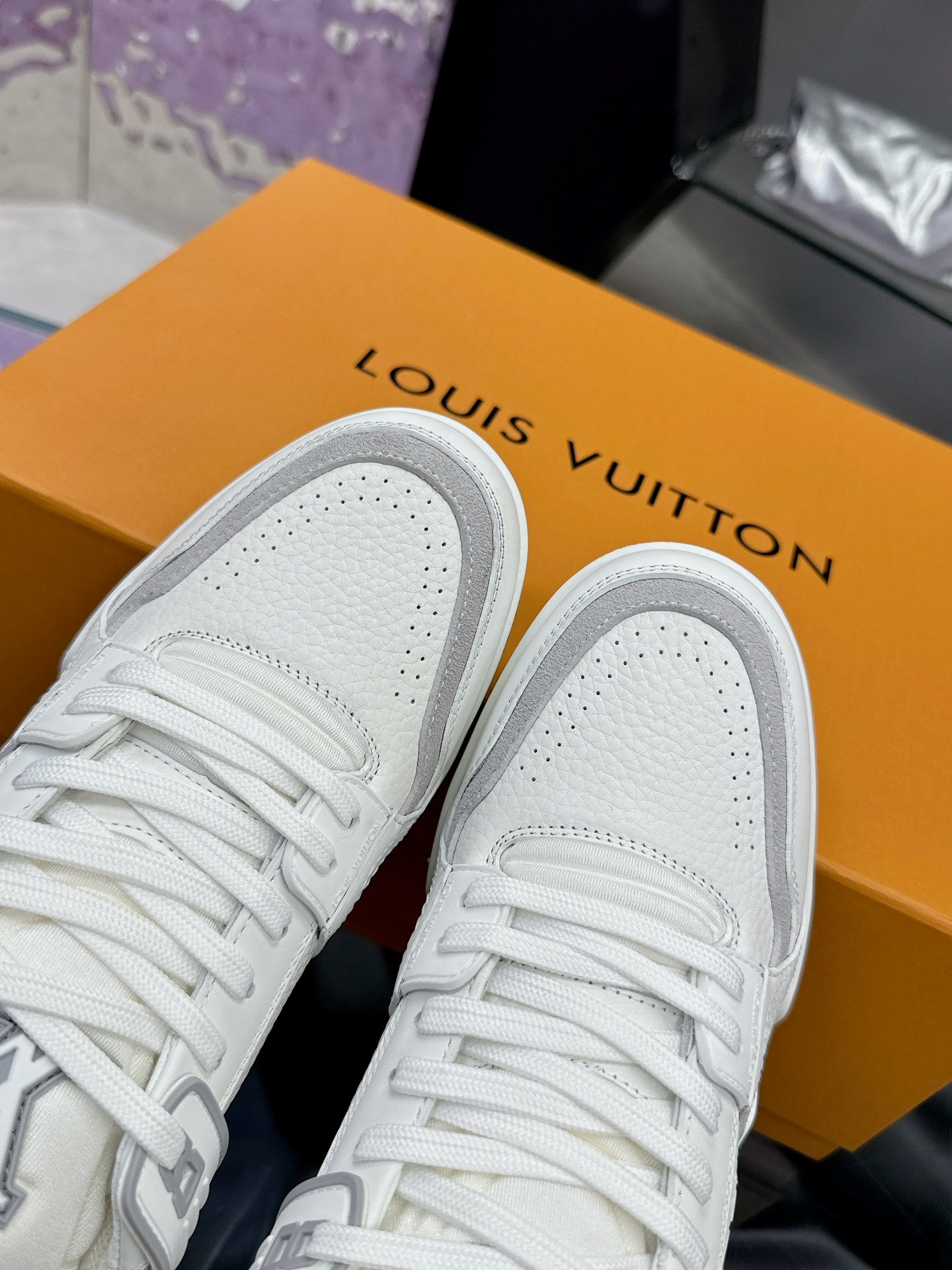 Louis Vuitton sneakers 169
