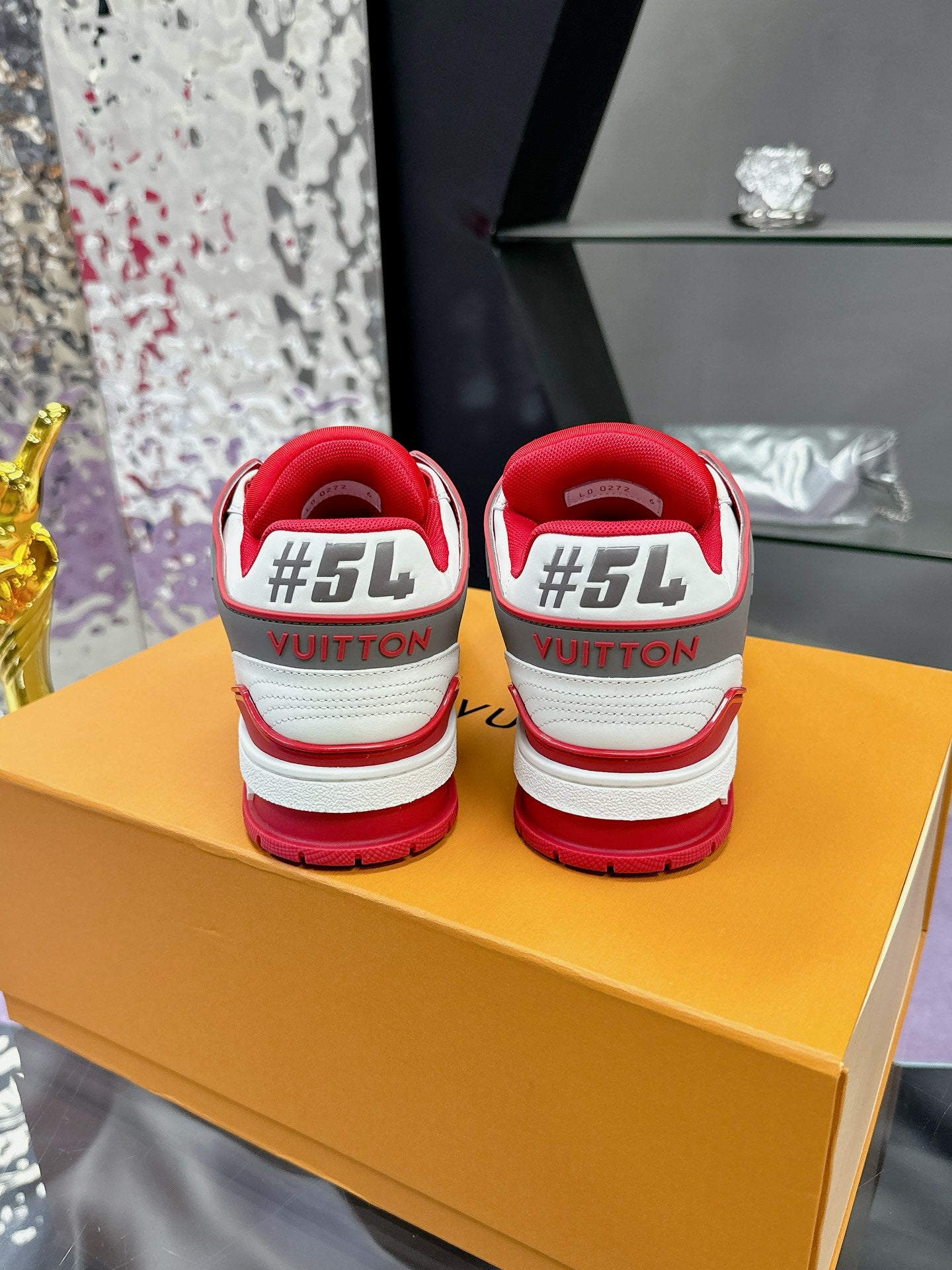Louis Vuitton sneakers 171