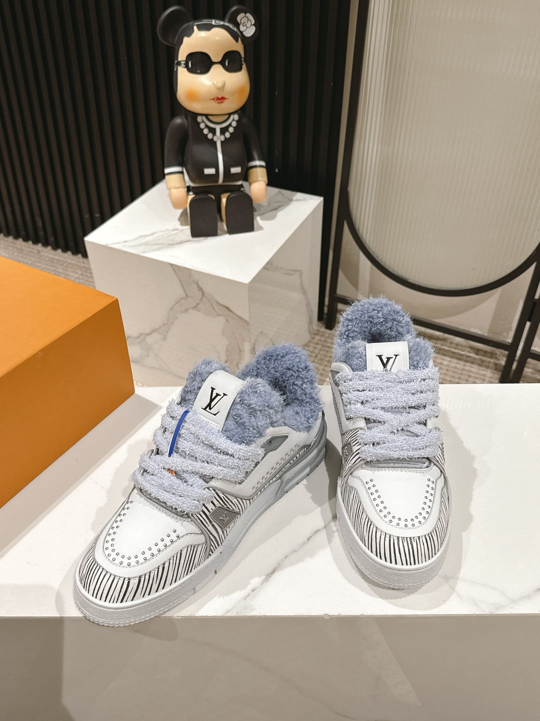 Louis Vuitton sneakers 172