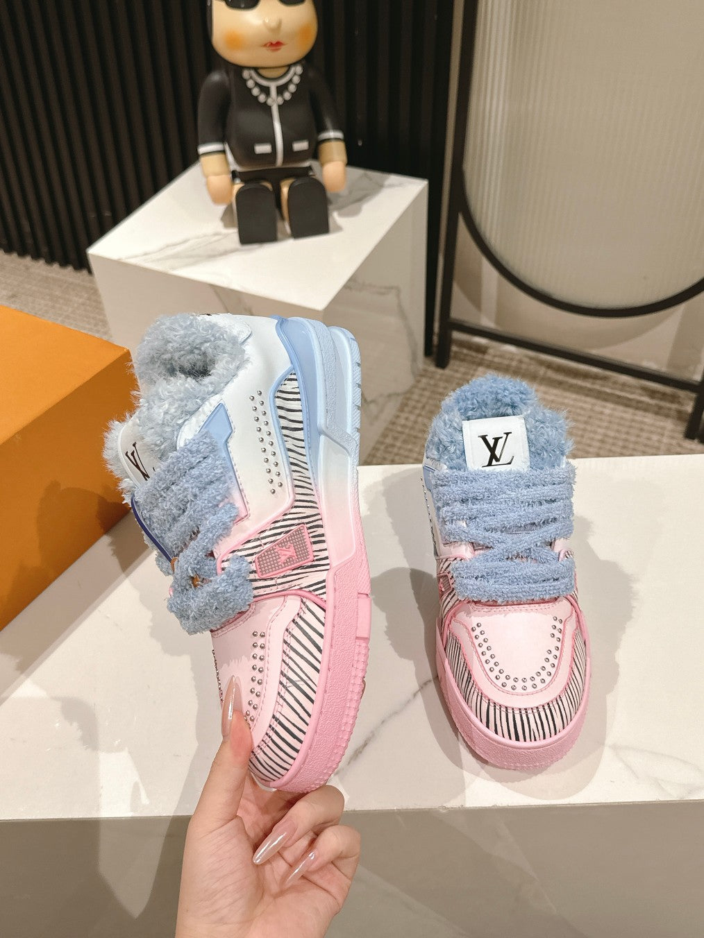 Louis Vuitton sneakers 174