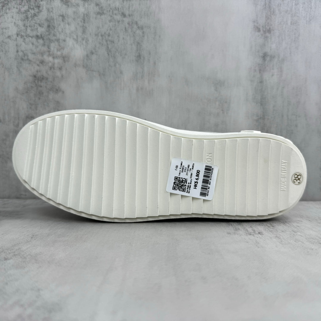 Louis Vuitton sneakers 179