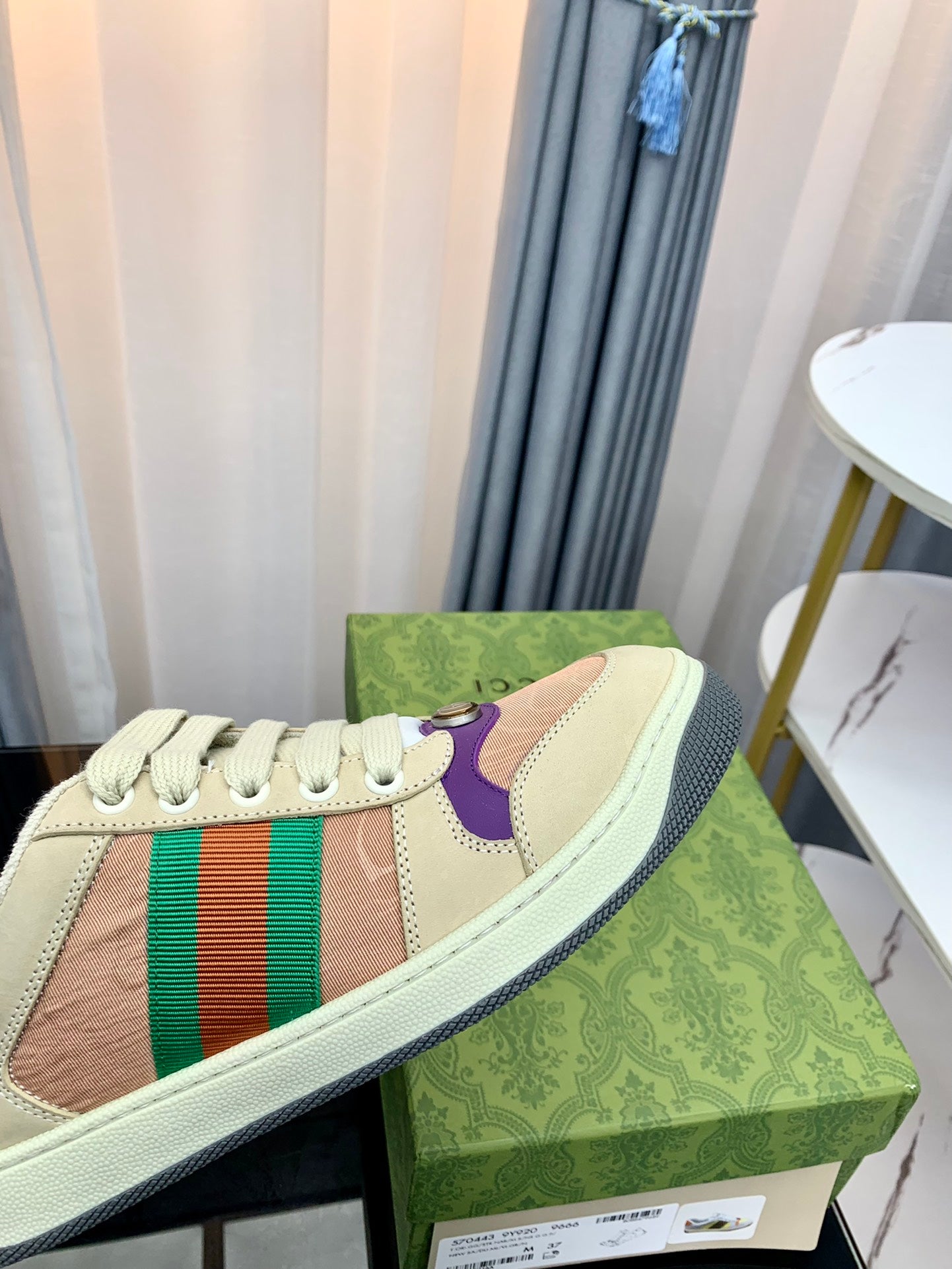 GUCCI sneakers 121