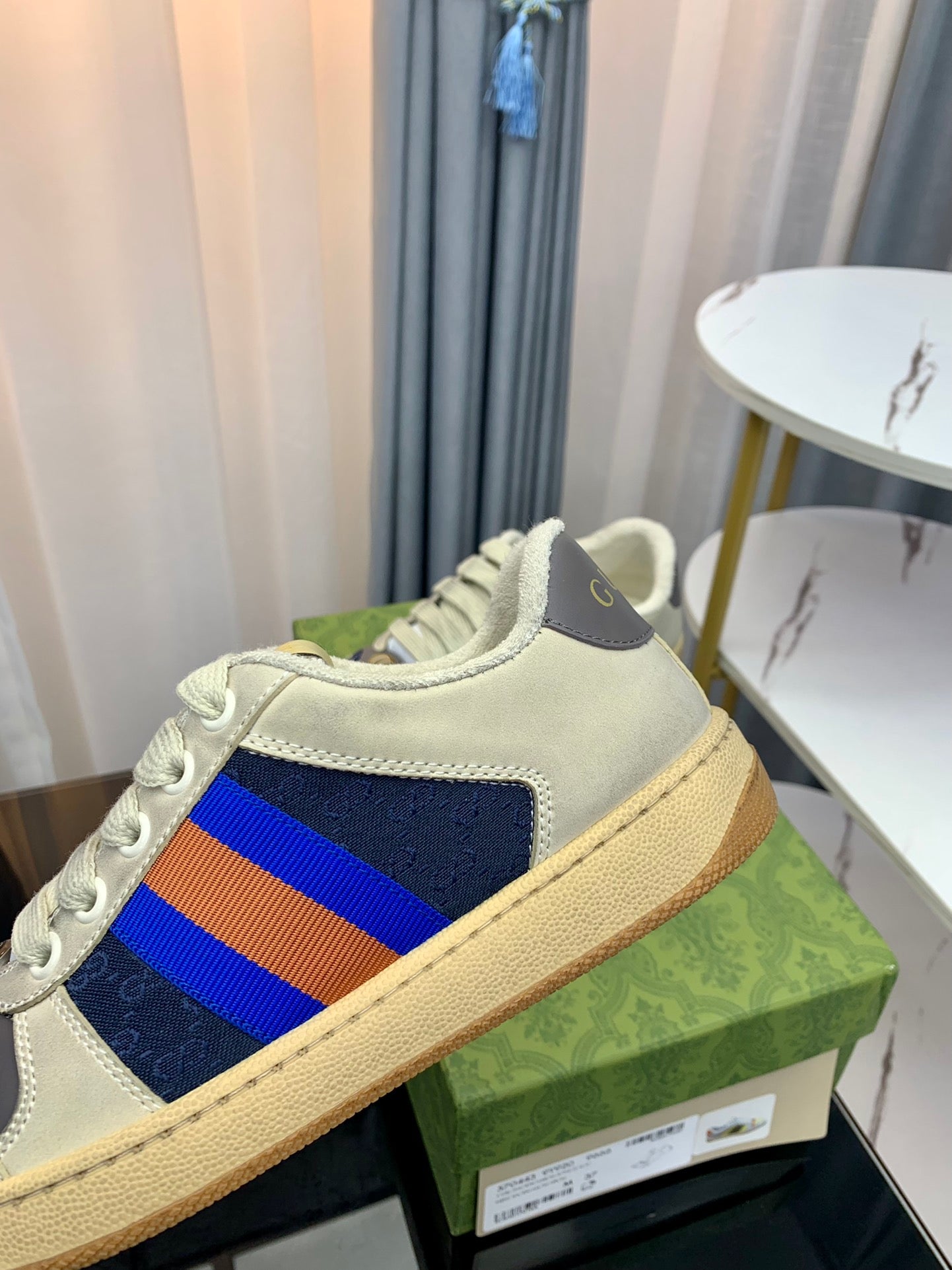 GUCCI sneakers 122