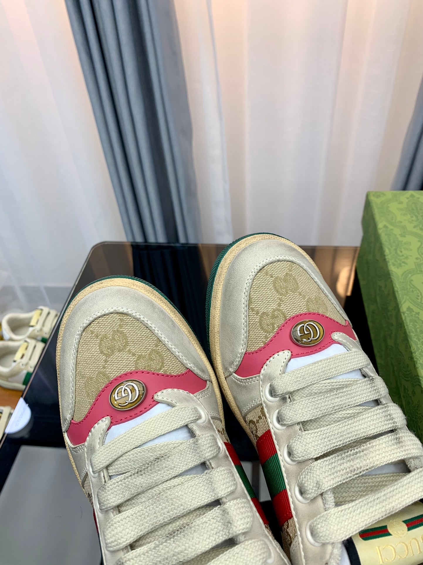 GUCCI sneakers 124