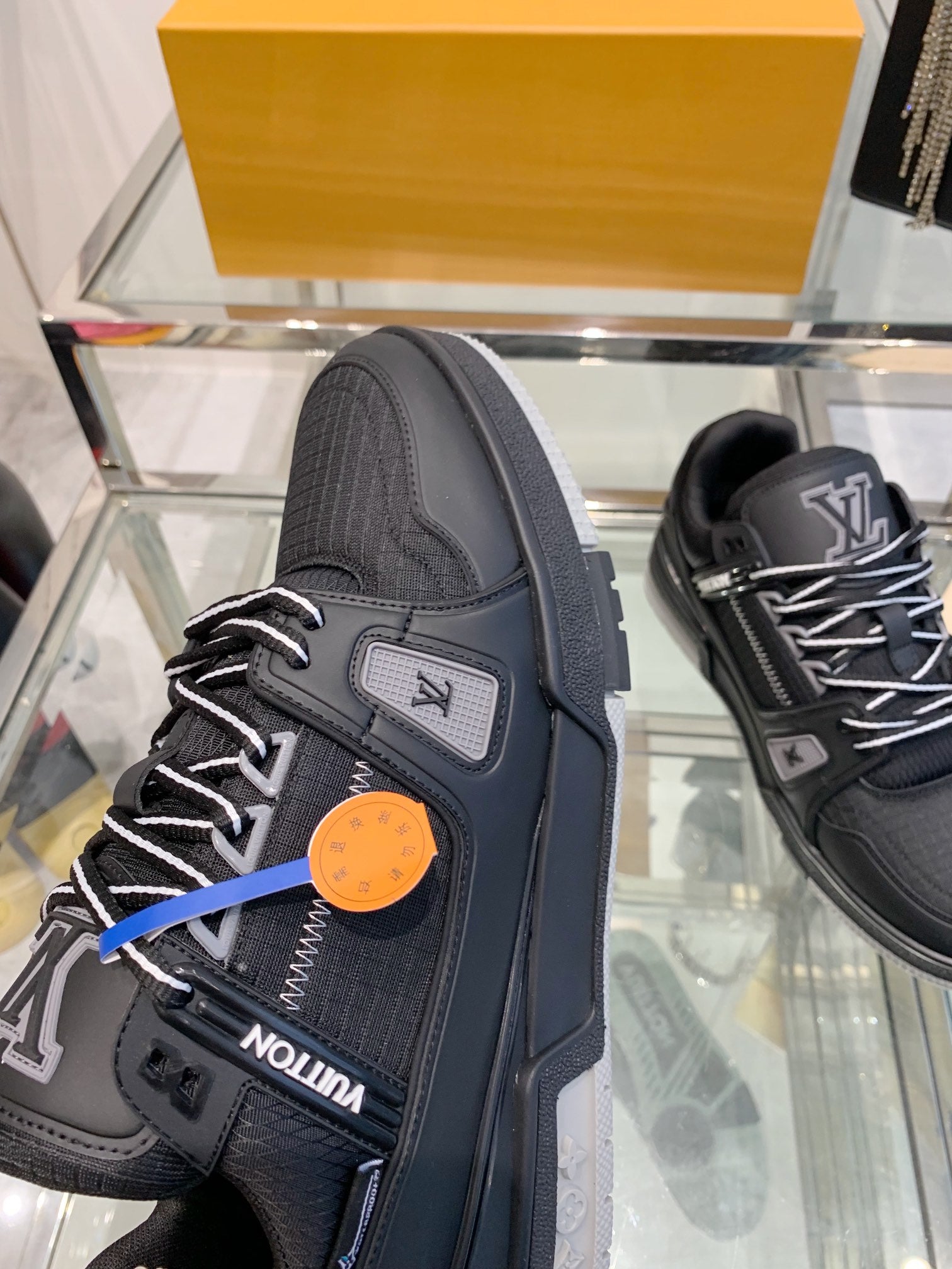 Louis Vuitton sneakers 193