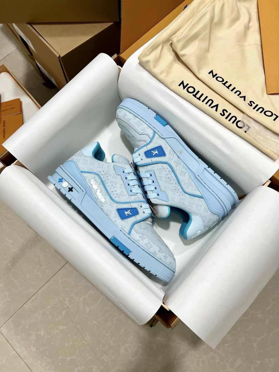 Louis Vuitton sneakers 197