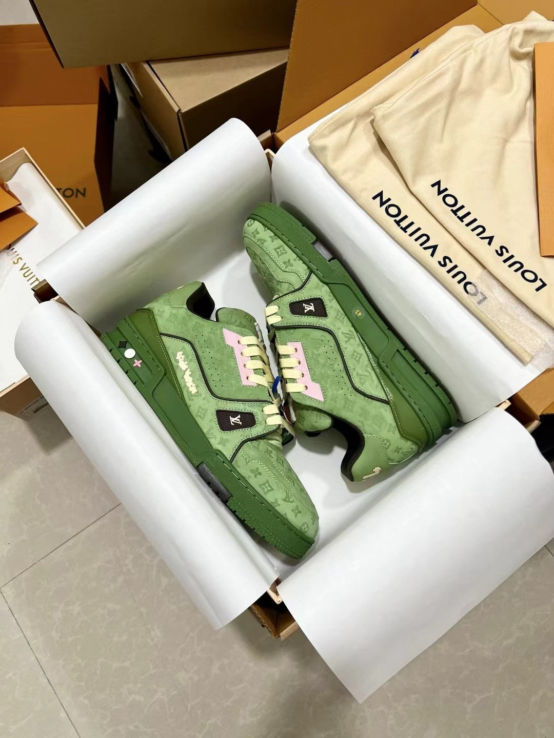 Louis Vuitton sneakers 198