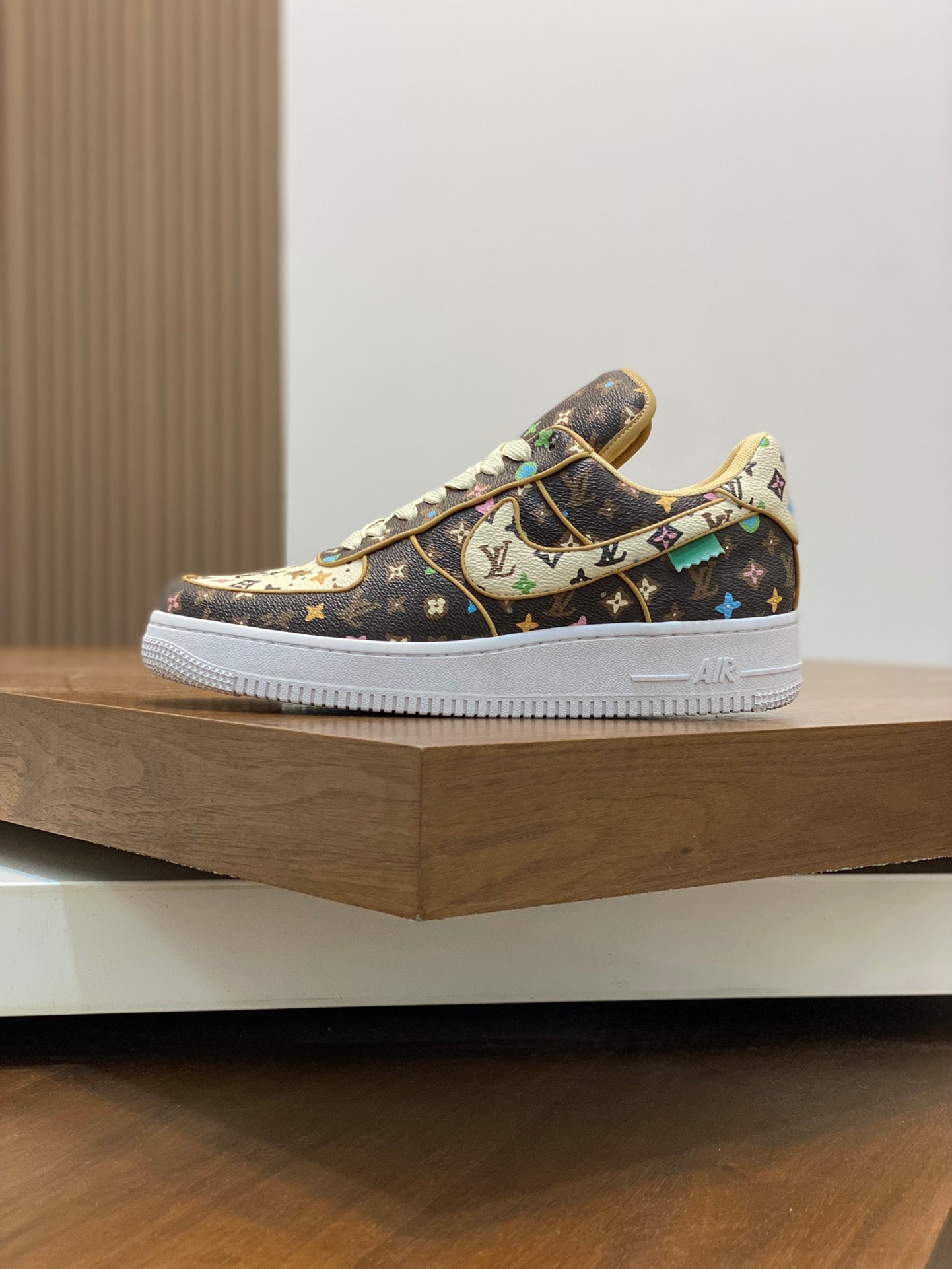 Louis Vuitton sneakers 199