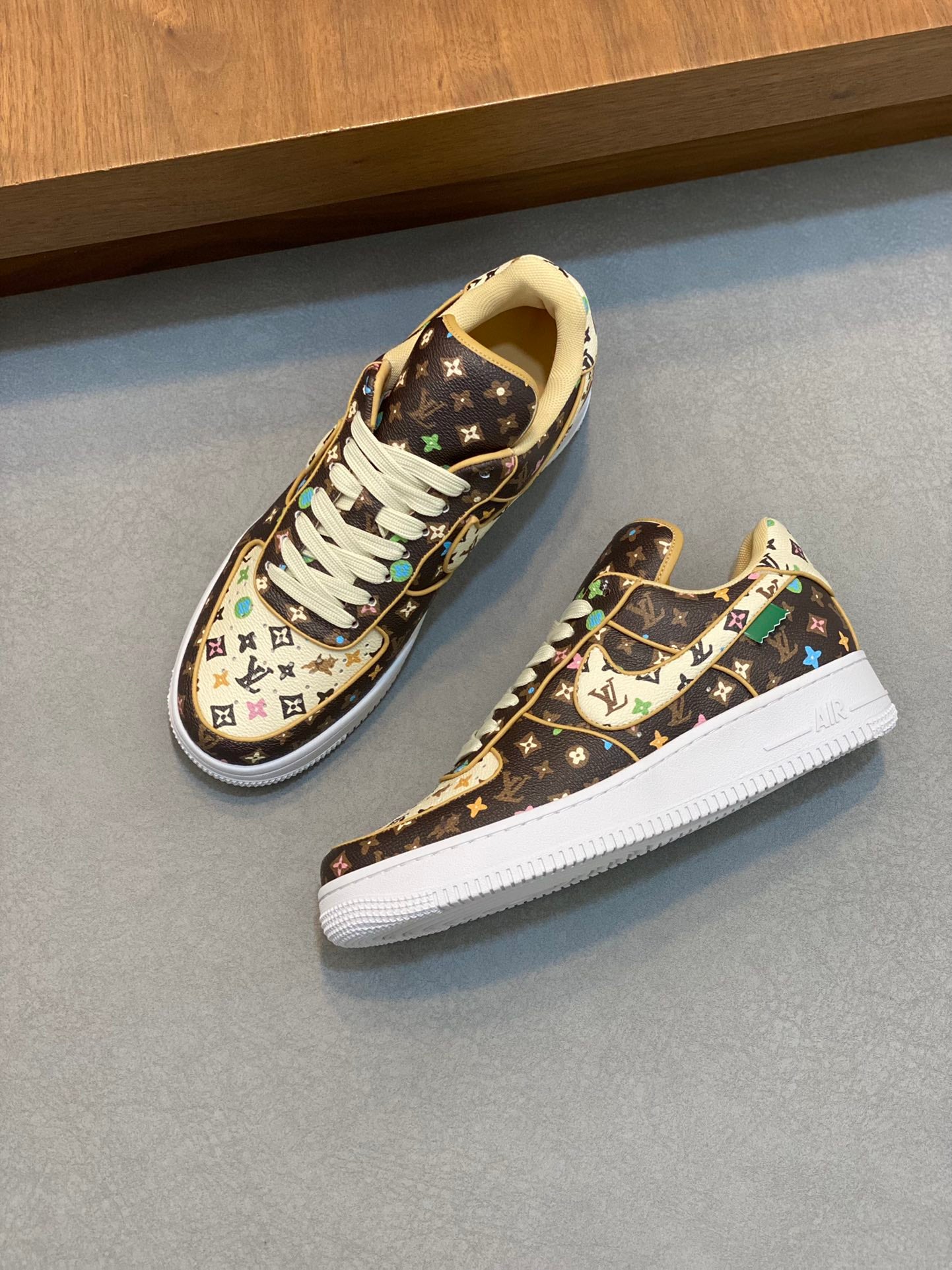 Louis Vuitton sneakers 199