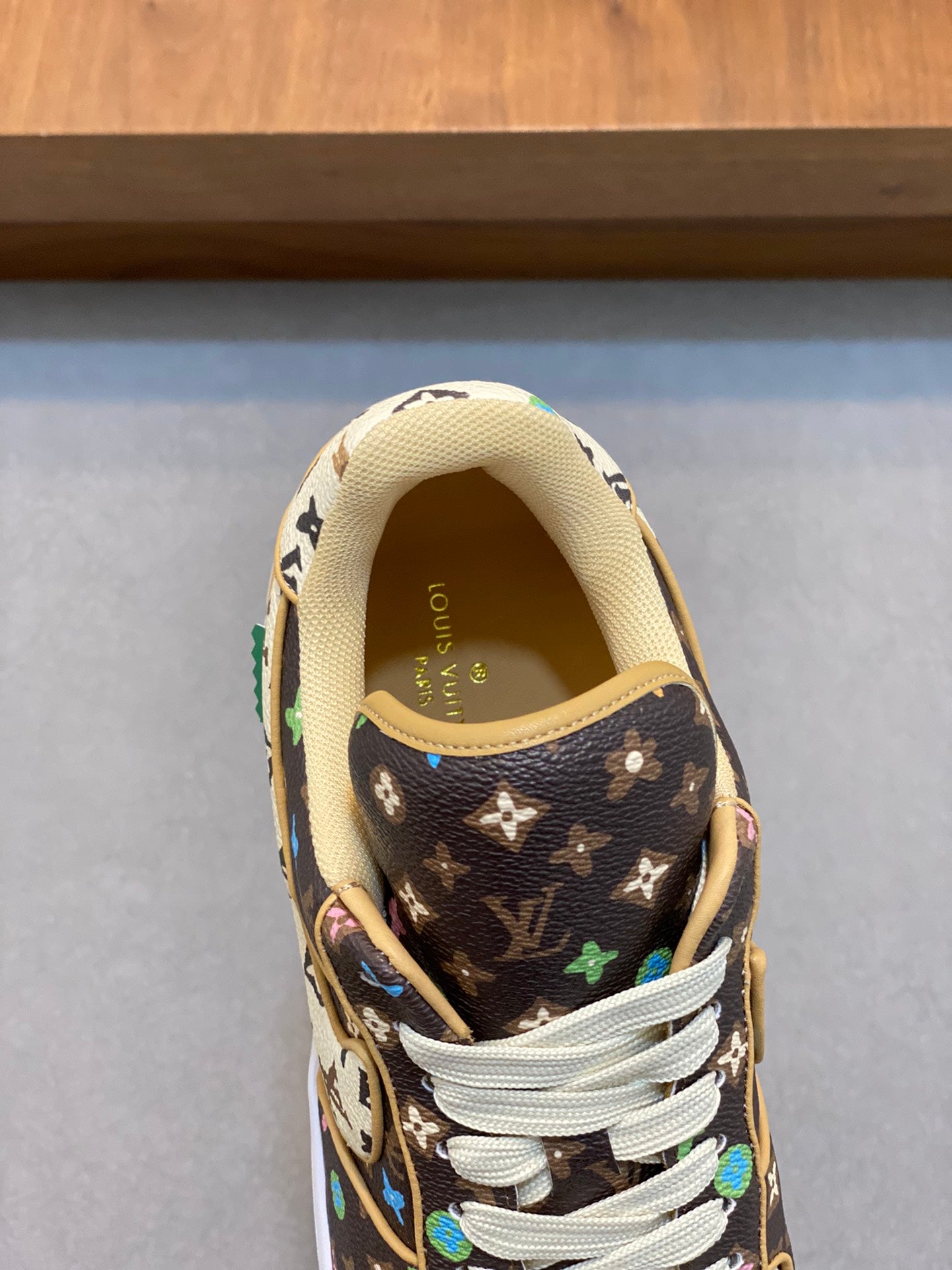 Louis Vuitton sneakers 199