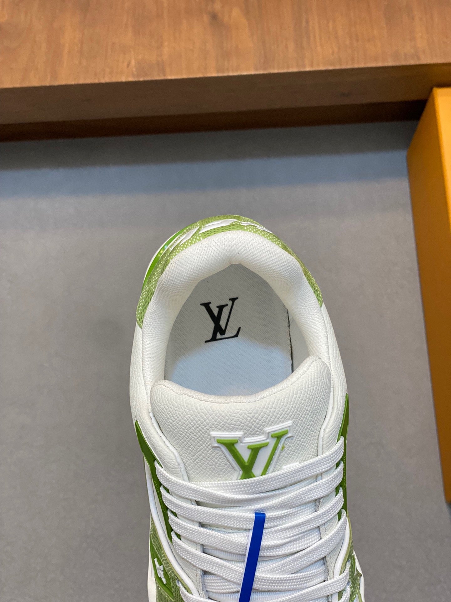 Louis Vuitton sneakers 201