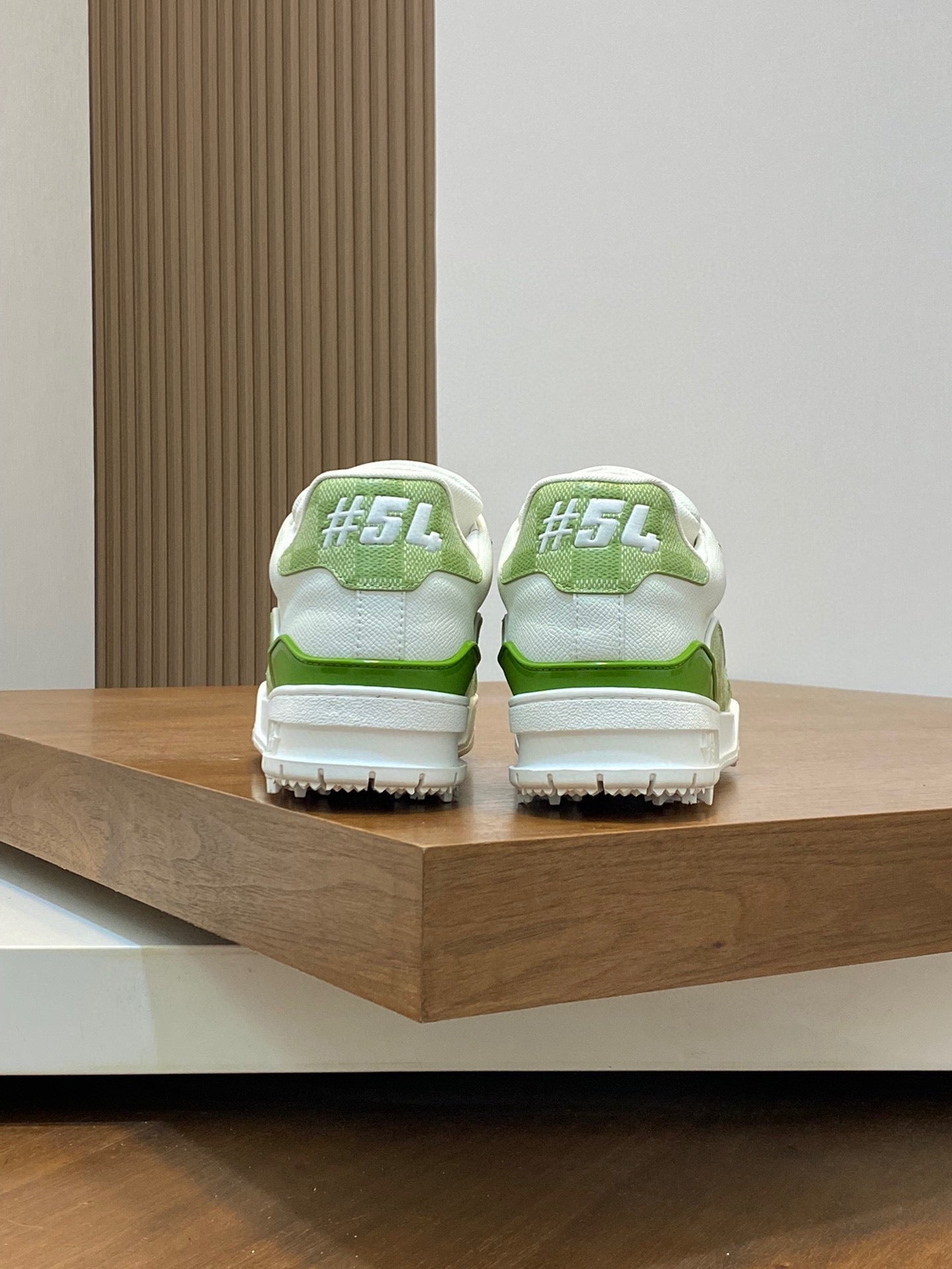 Louis Vuitton sneakers 201