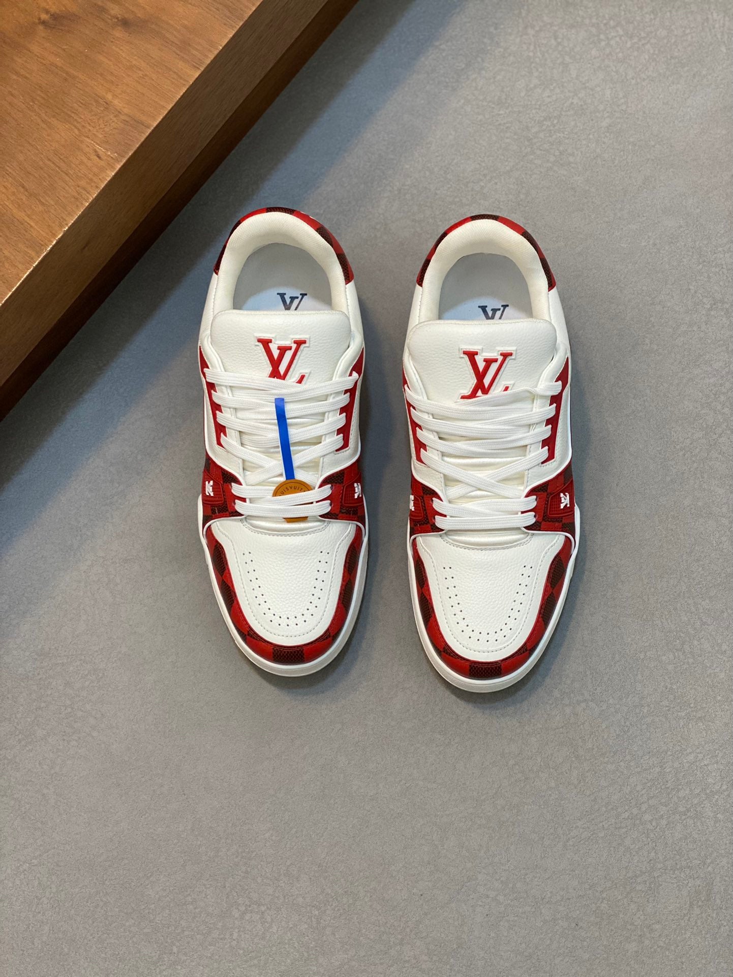 Louis Vuitton sneakers 203