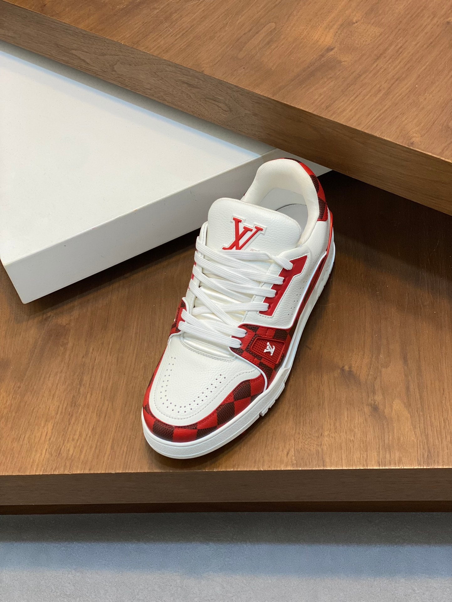 Louis Vuitton sneakers 203