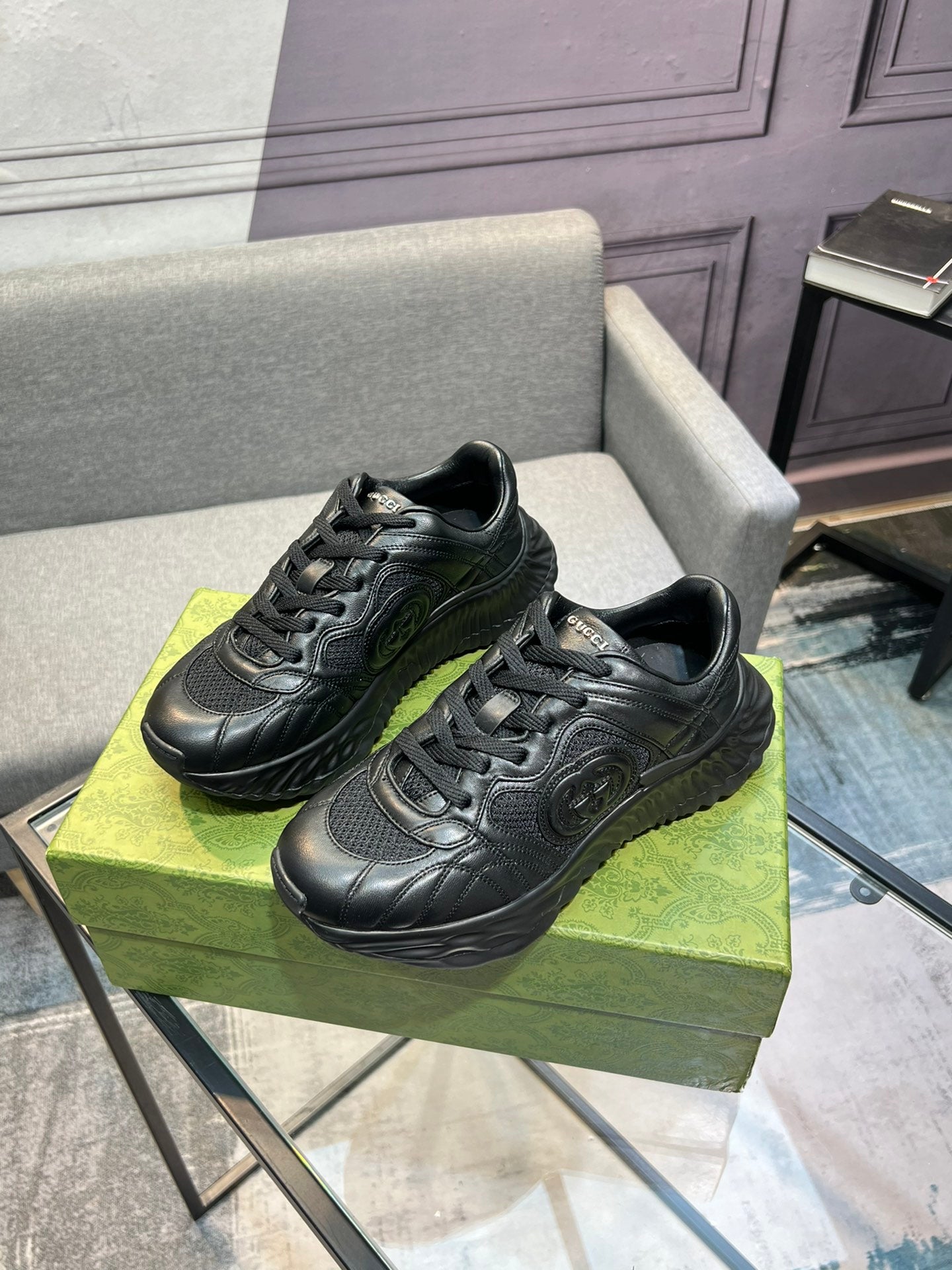 GUCCI sneakers 132