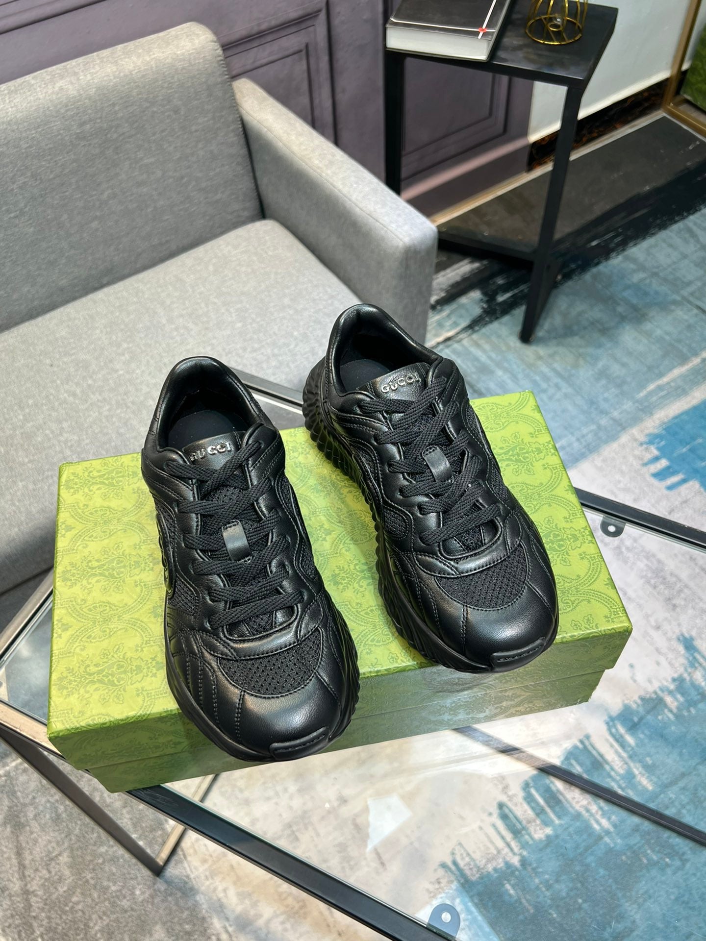GUCCI sneakers 132