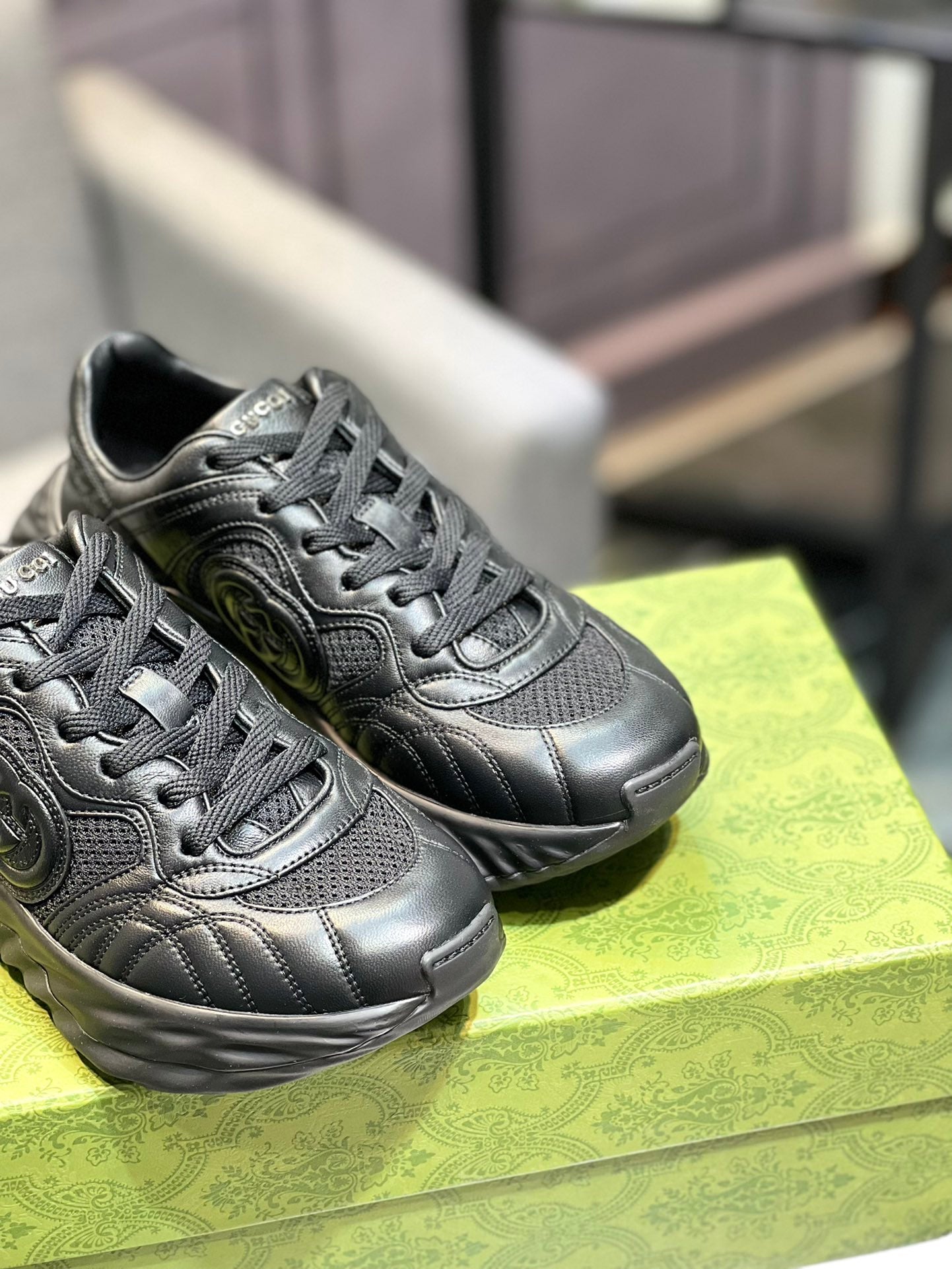 GUCCI sneakers 132