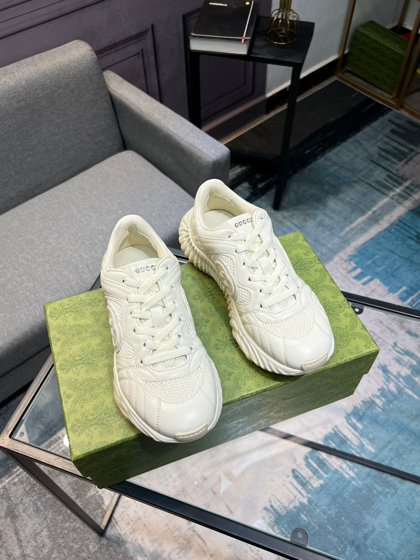GUCCI sneakers 133