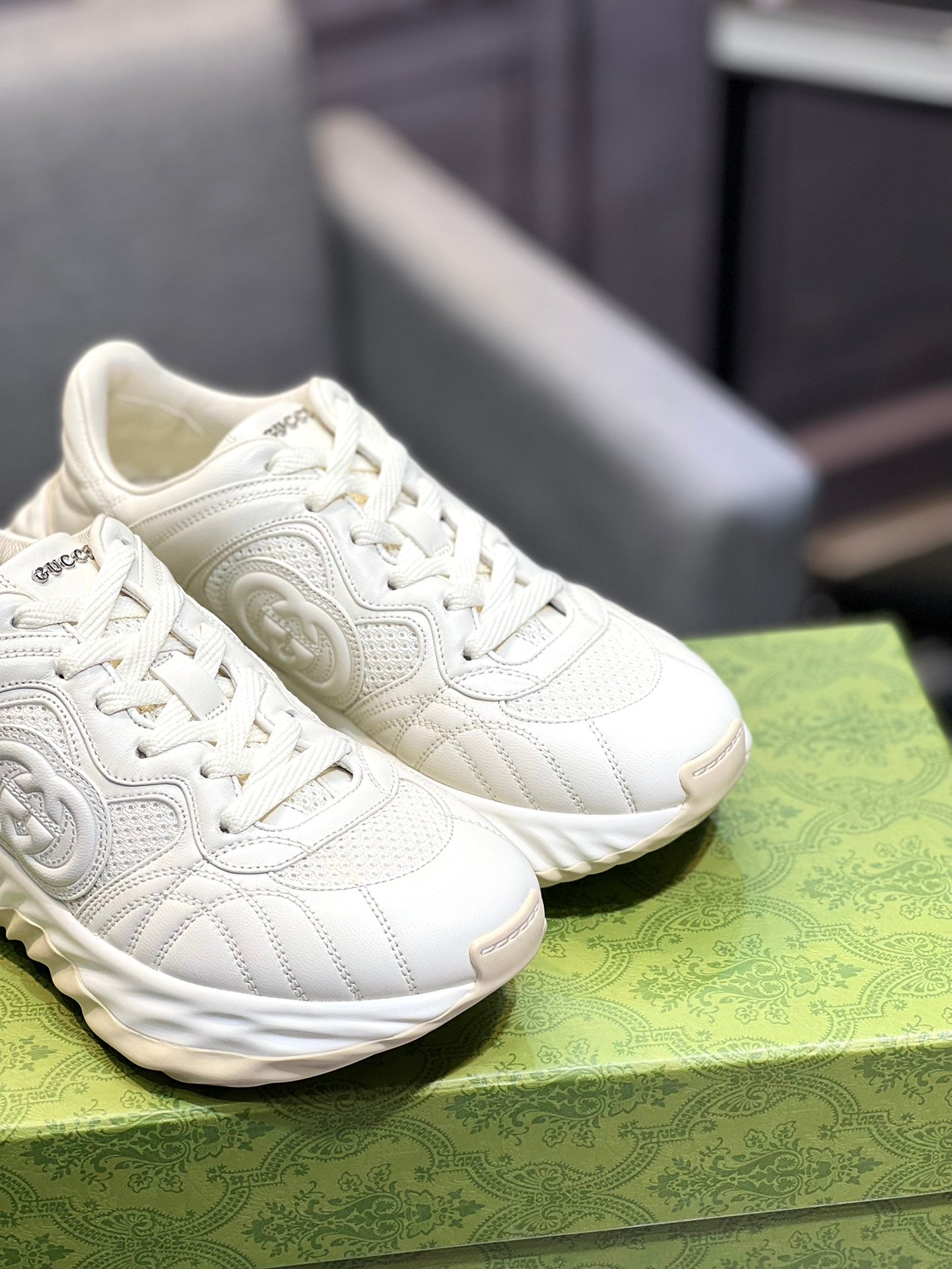 GUCCI sneakers 133