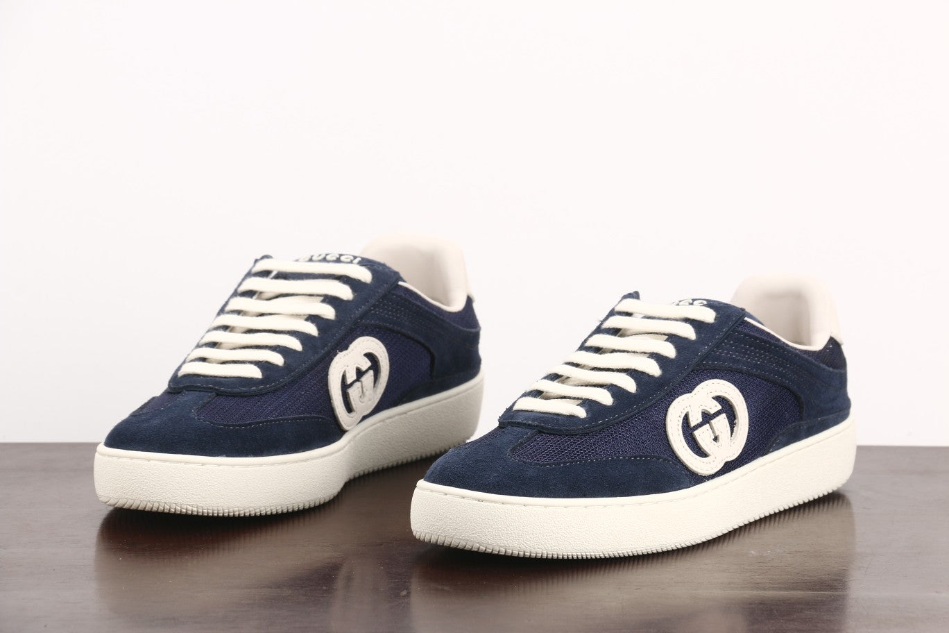 GUCCI sneakers 135