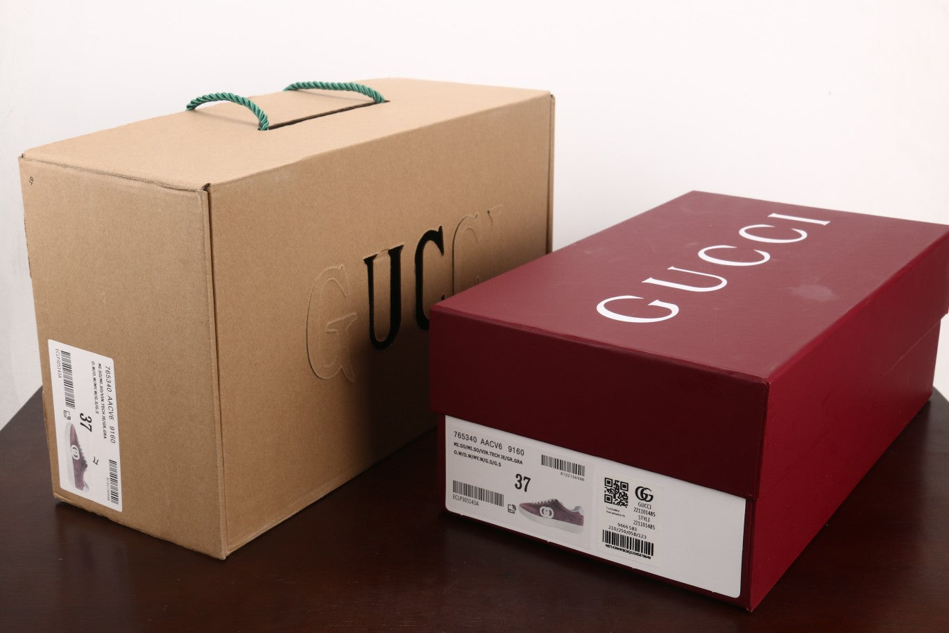 GUCCI sneakers 136