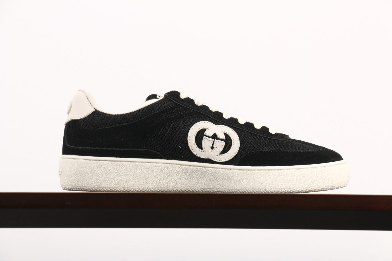 GUCCI sneakers 137