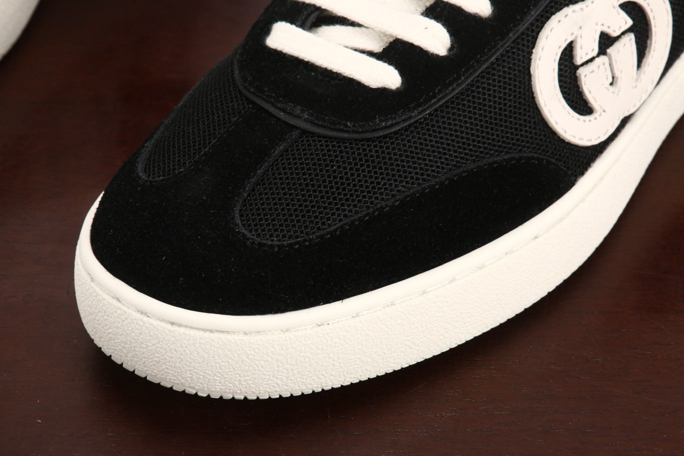 GUCCI sneakers 137