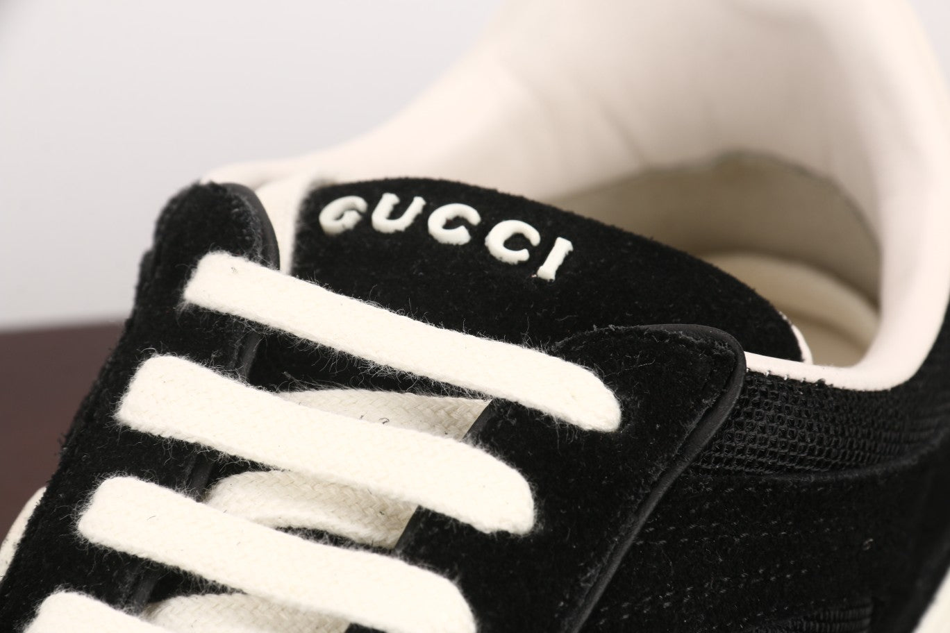 GUCCI sneakers 137