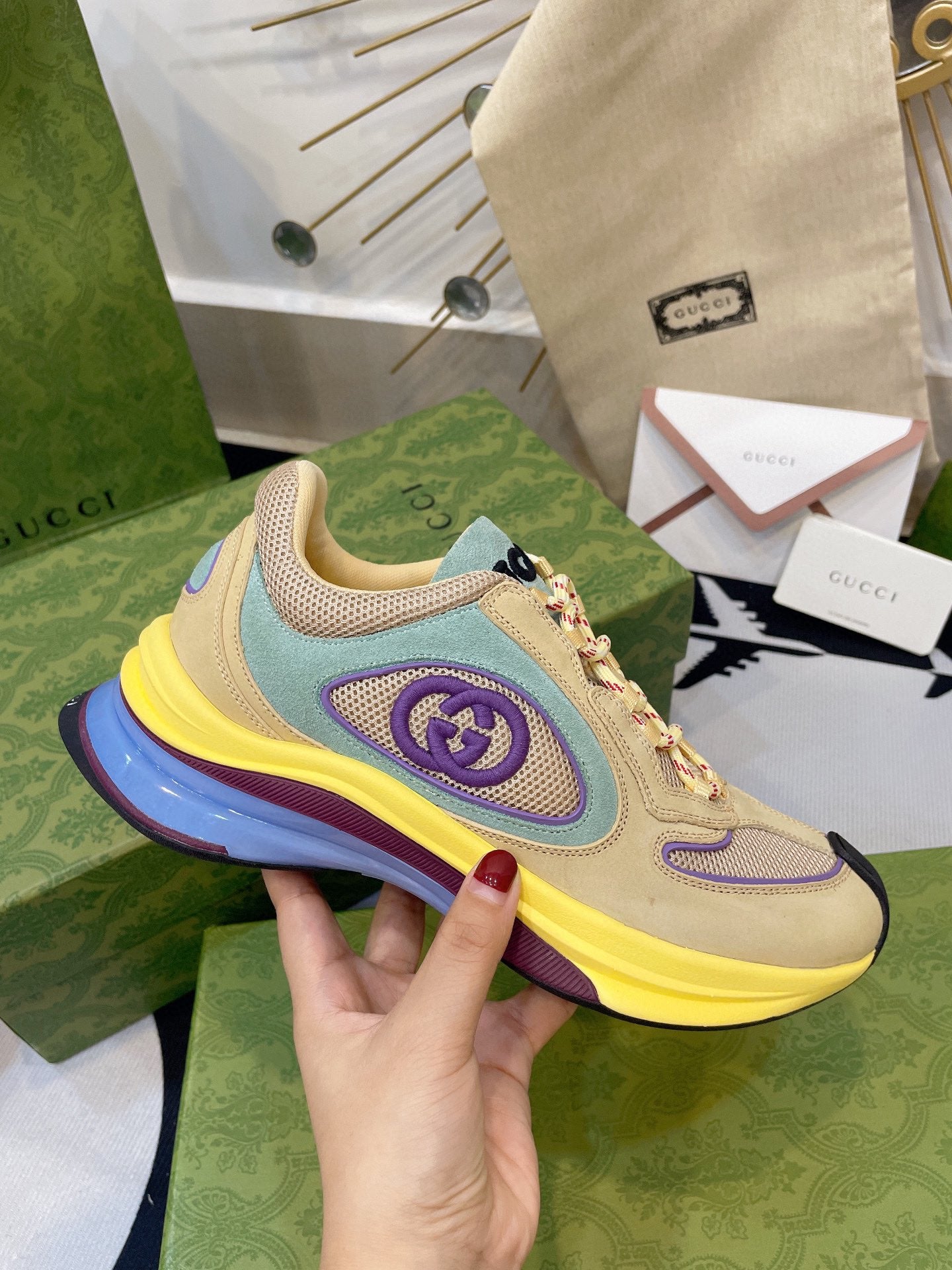 GUCCI sneakers 139