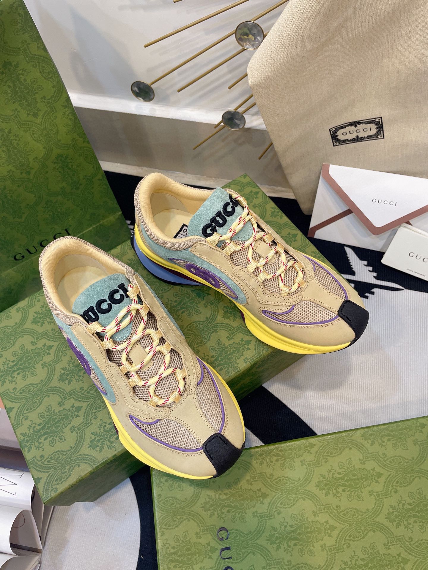 GUCCI sneakers 139