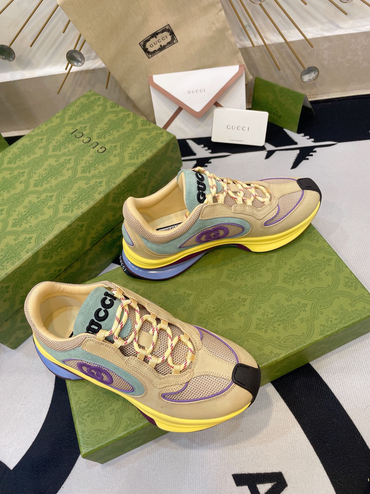 GUCCI sneakers 139