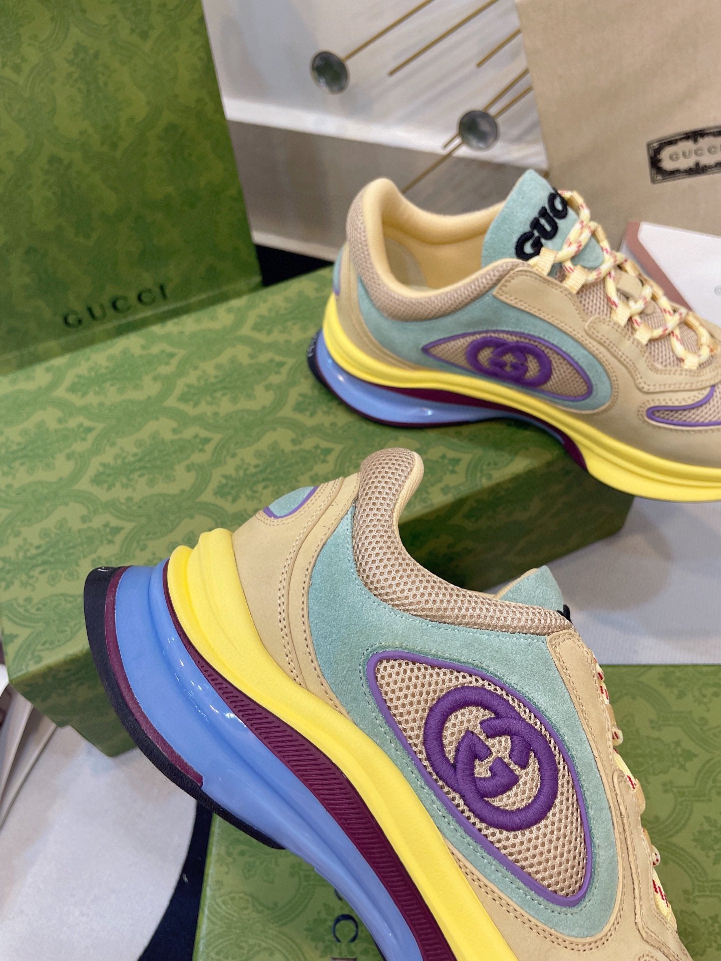 GUCCI sneakers 139