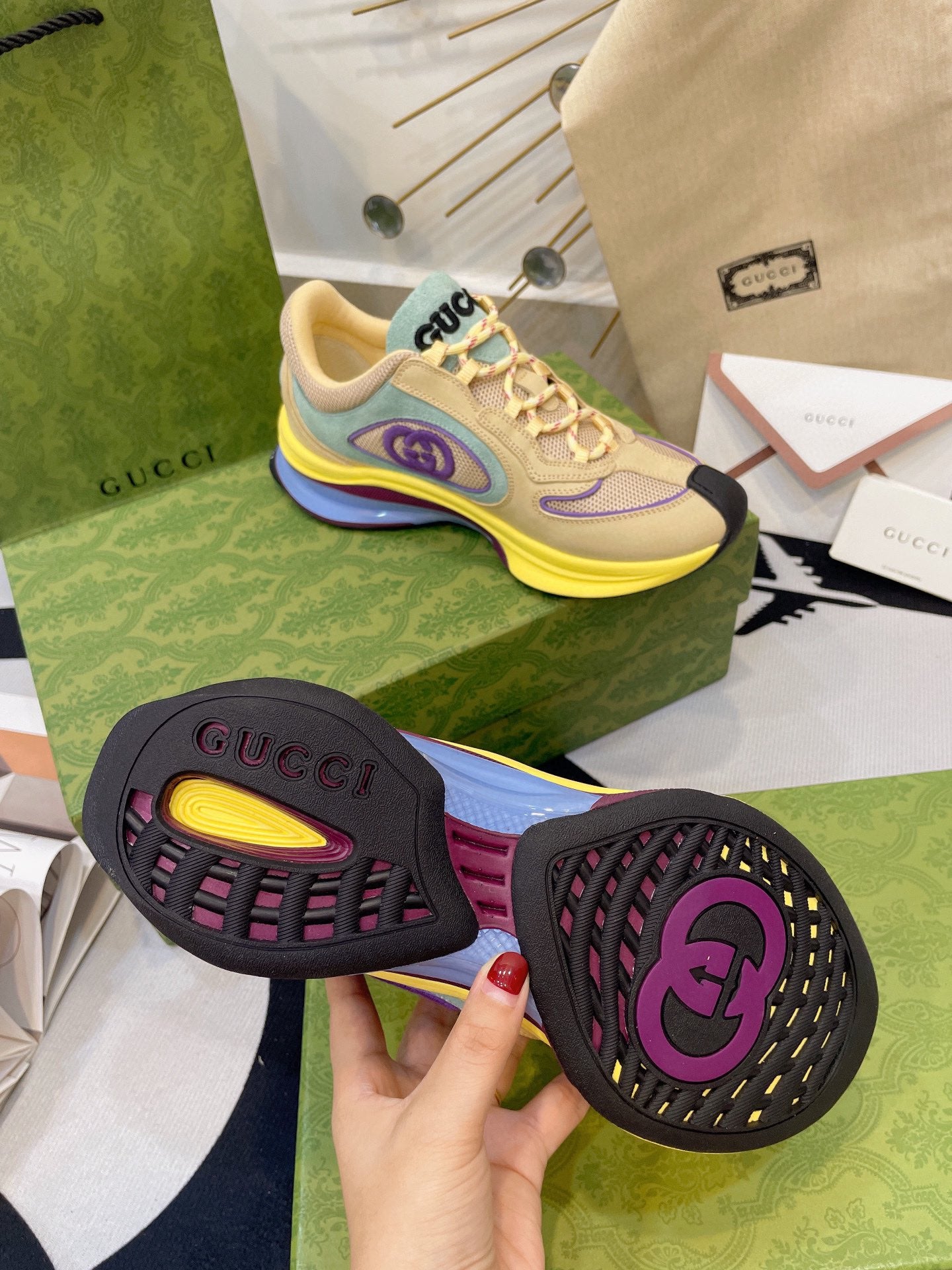 GUCCI sneakers 139