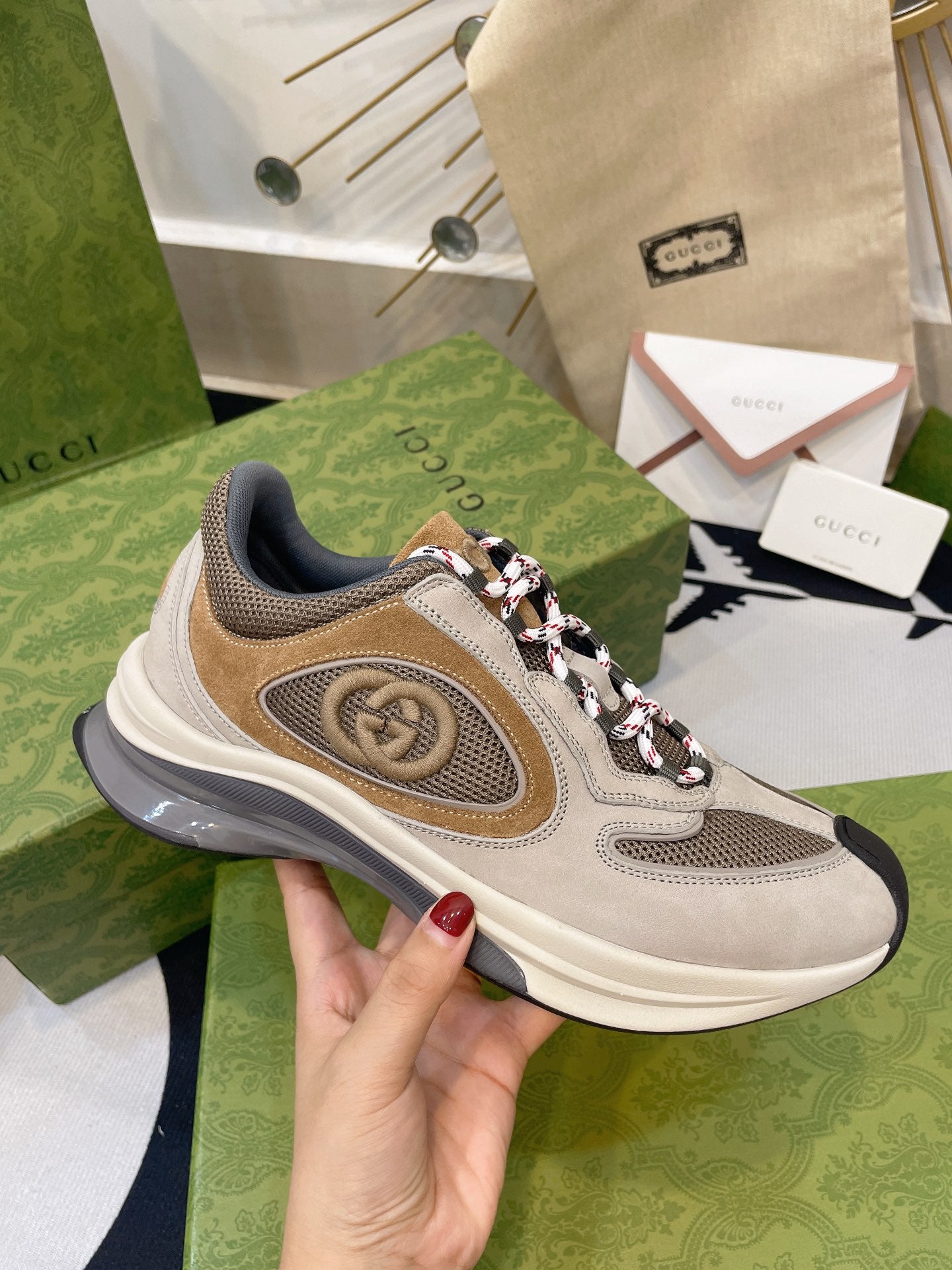 GUCCI sneakers 140