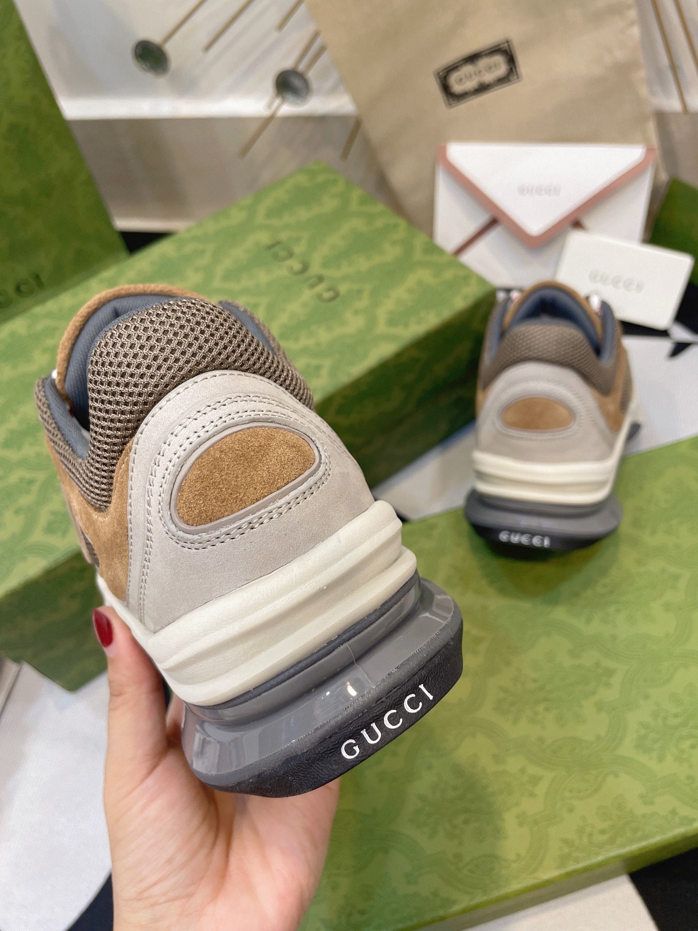 GUCCI sneakers 140