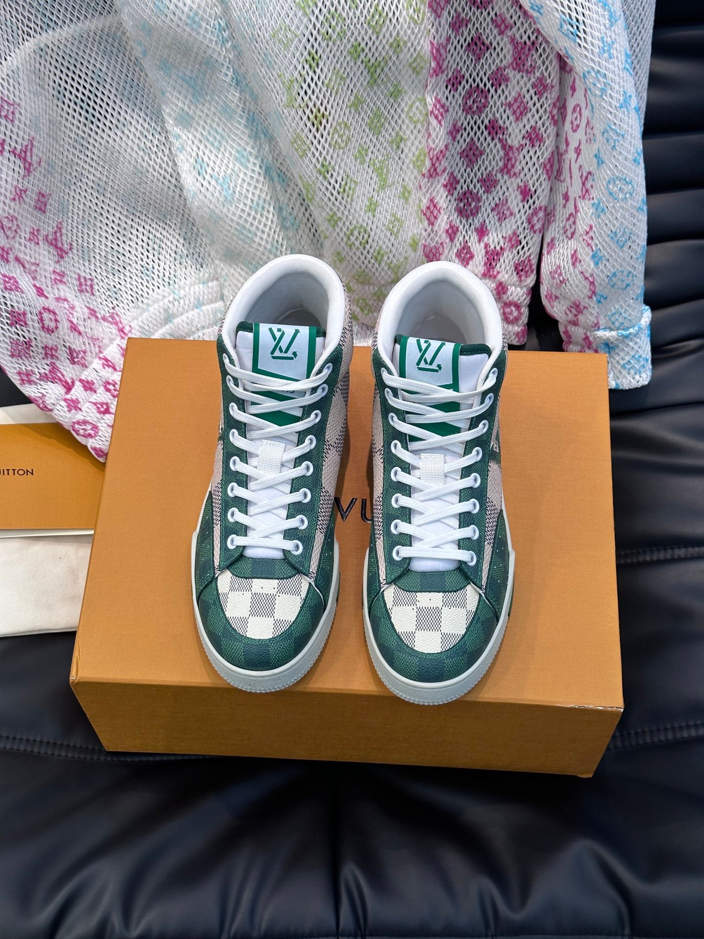 Louis Vuitton sneakers 212