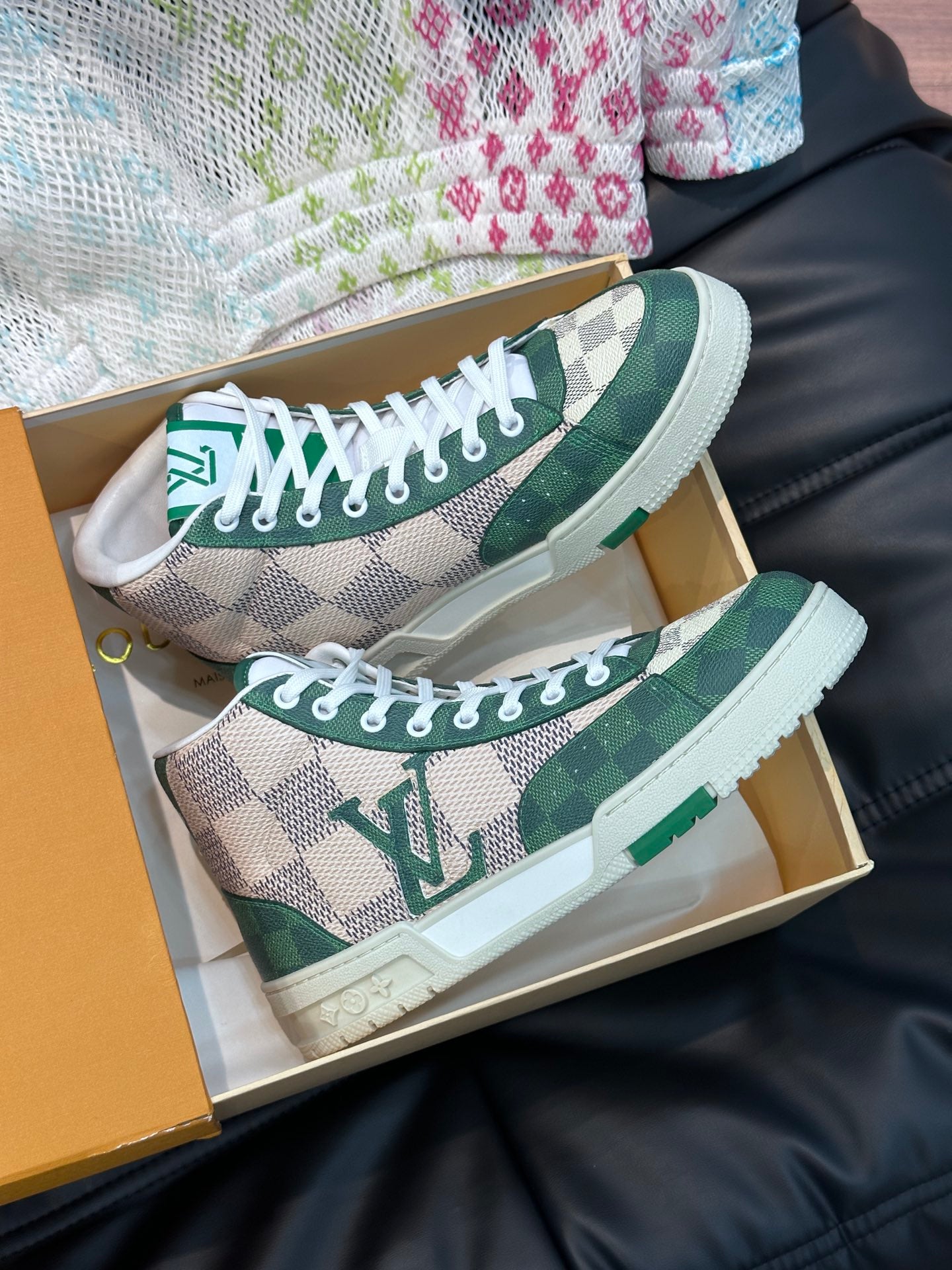Louis Vuitton sneakers 212