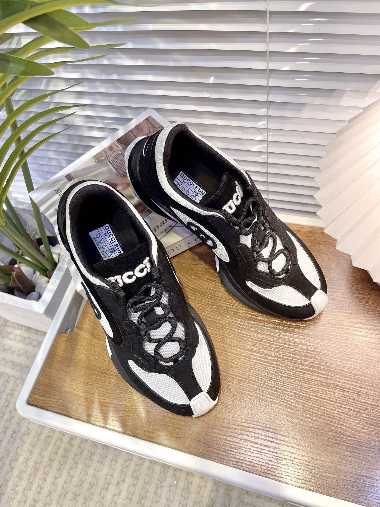 GUCCI sneakers 145