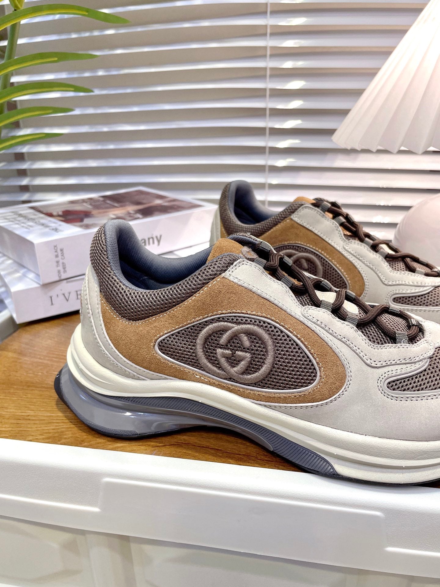 GUCCI sneakers 146