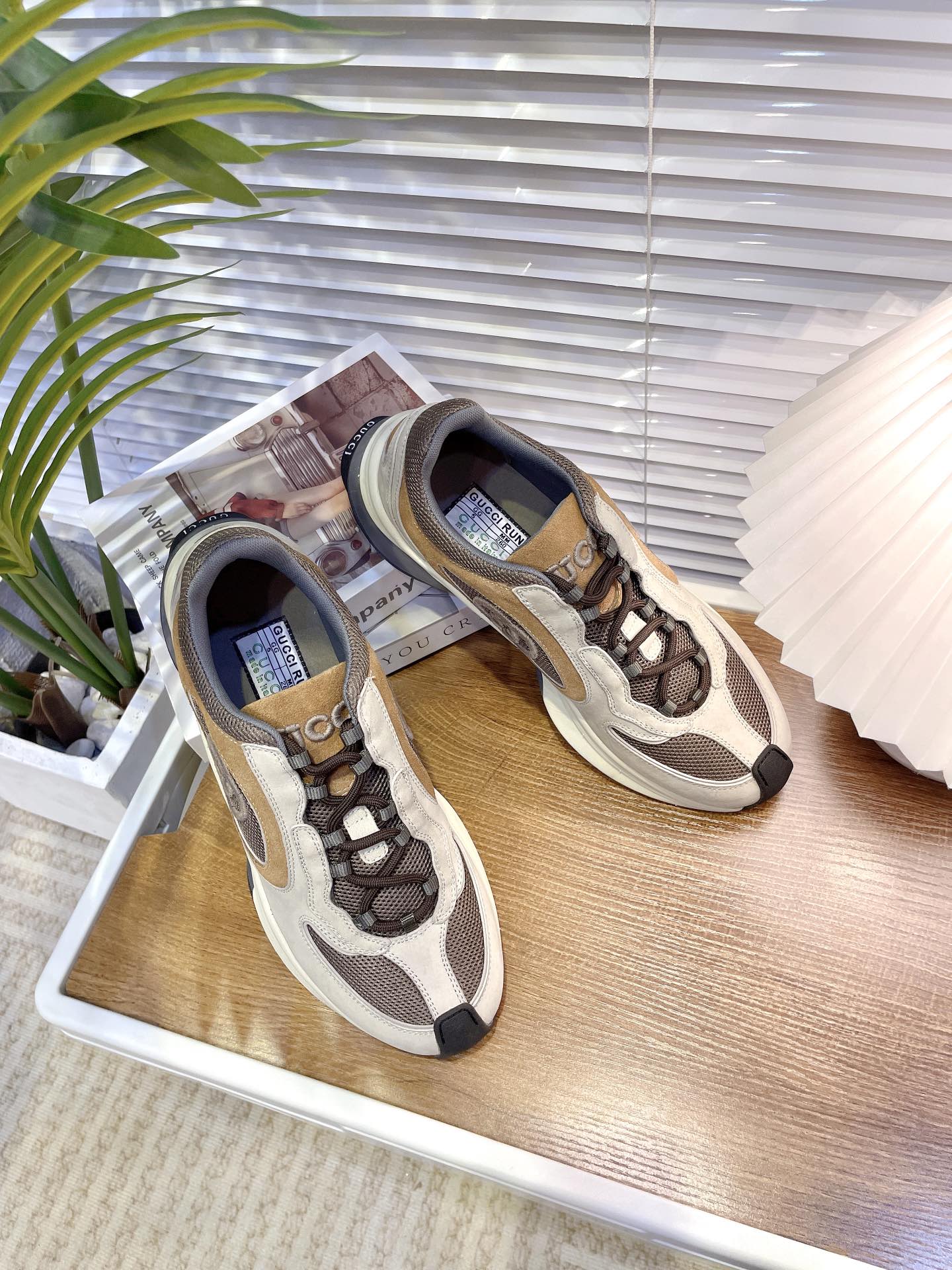 GUCCI sneakers 146
