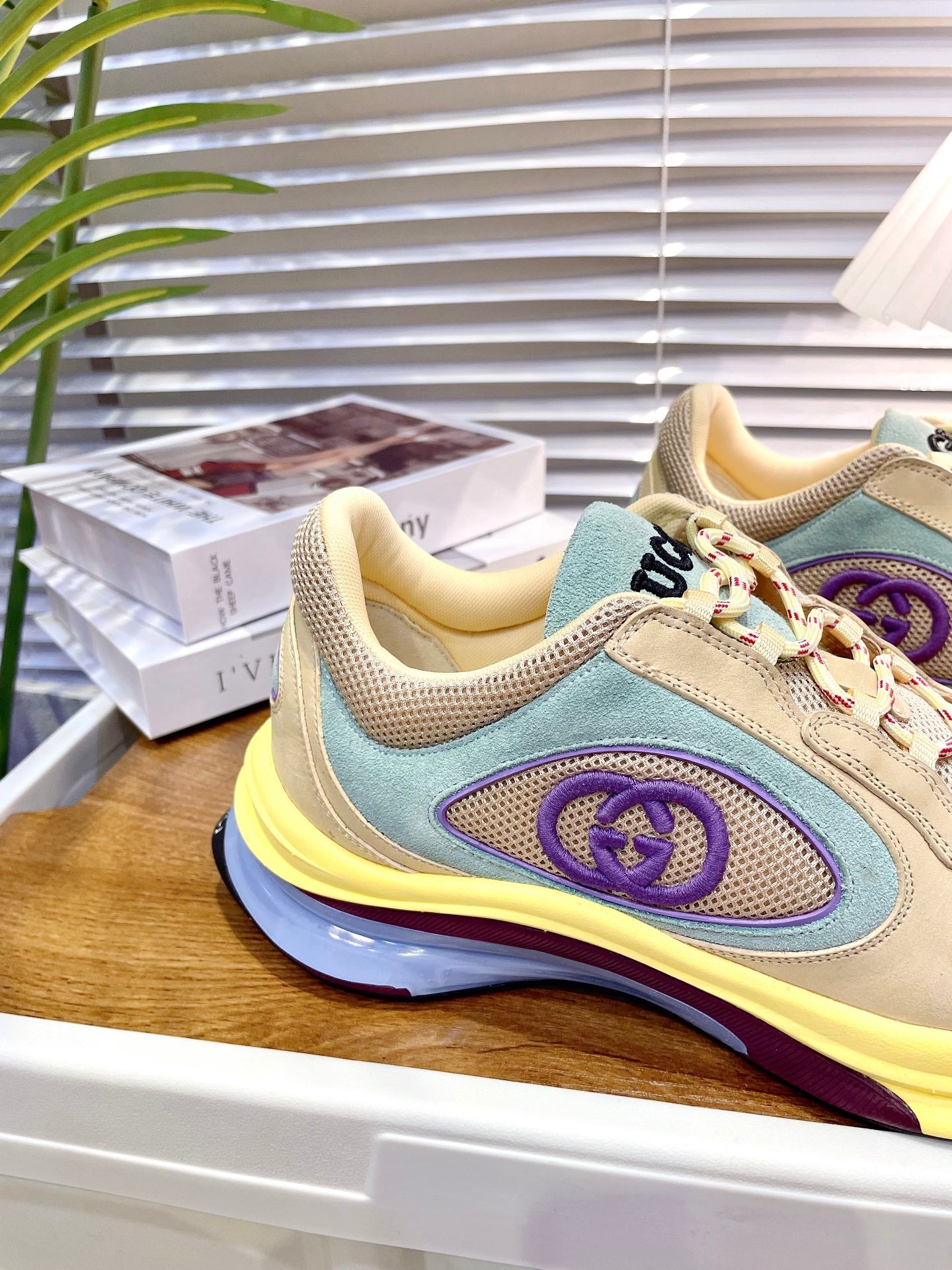 GUCCI sneakers 148