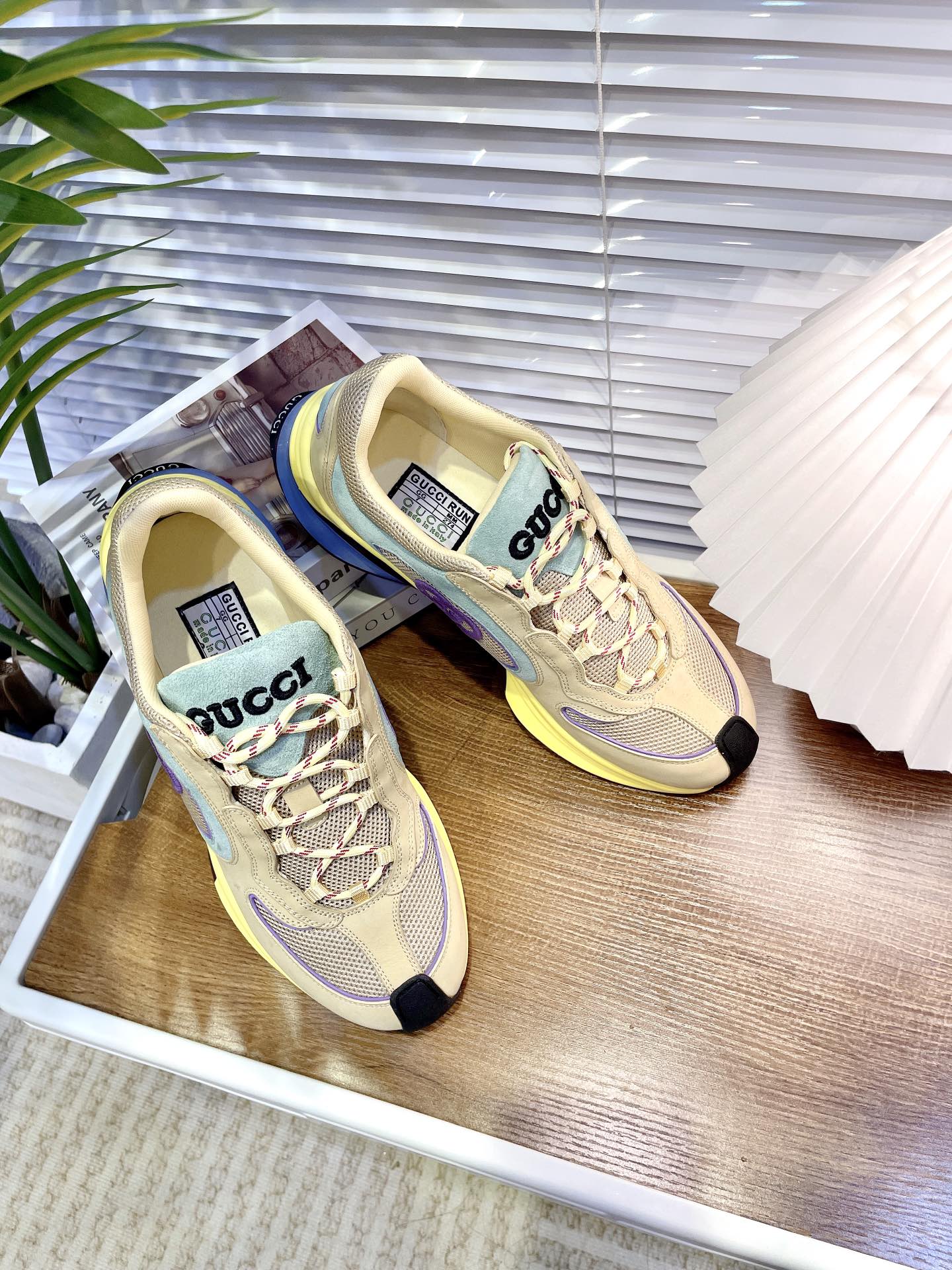 GUCCI sneakers 148