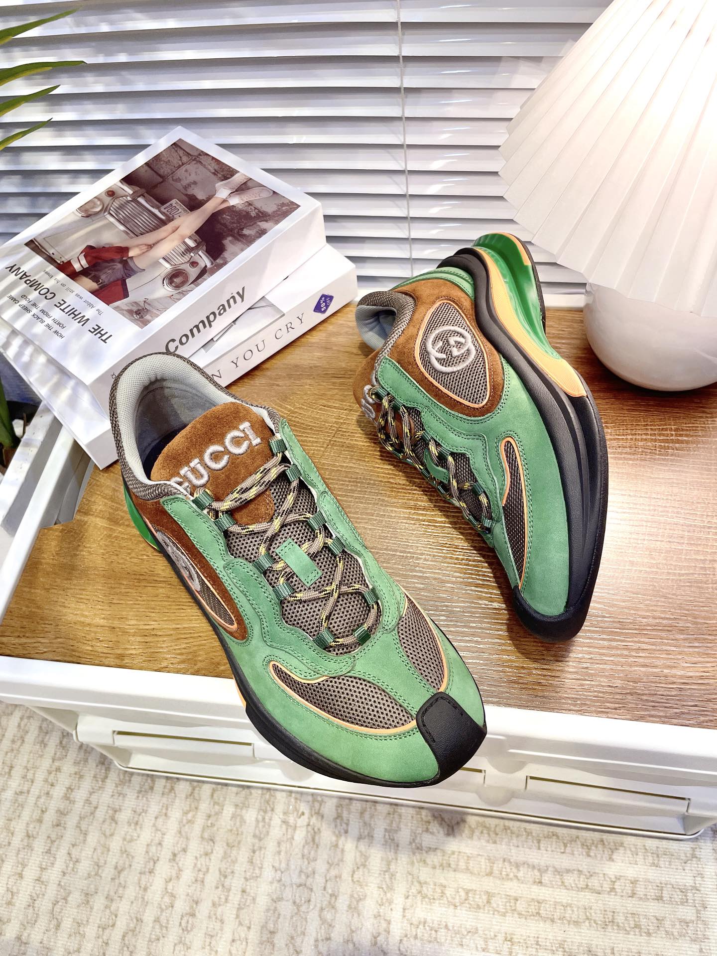 GUCCI sneakers 150