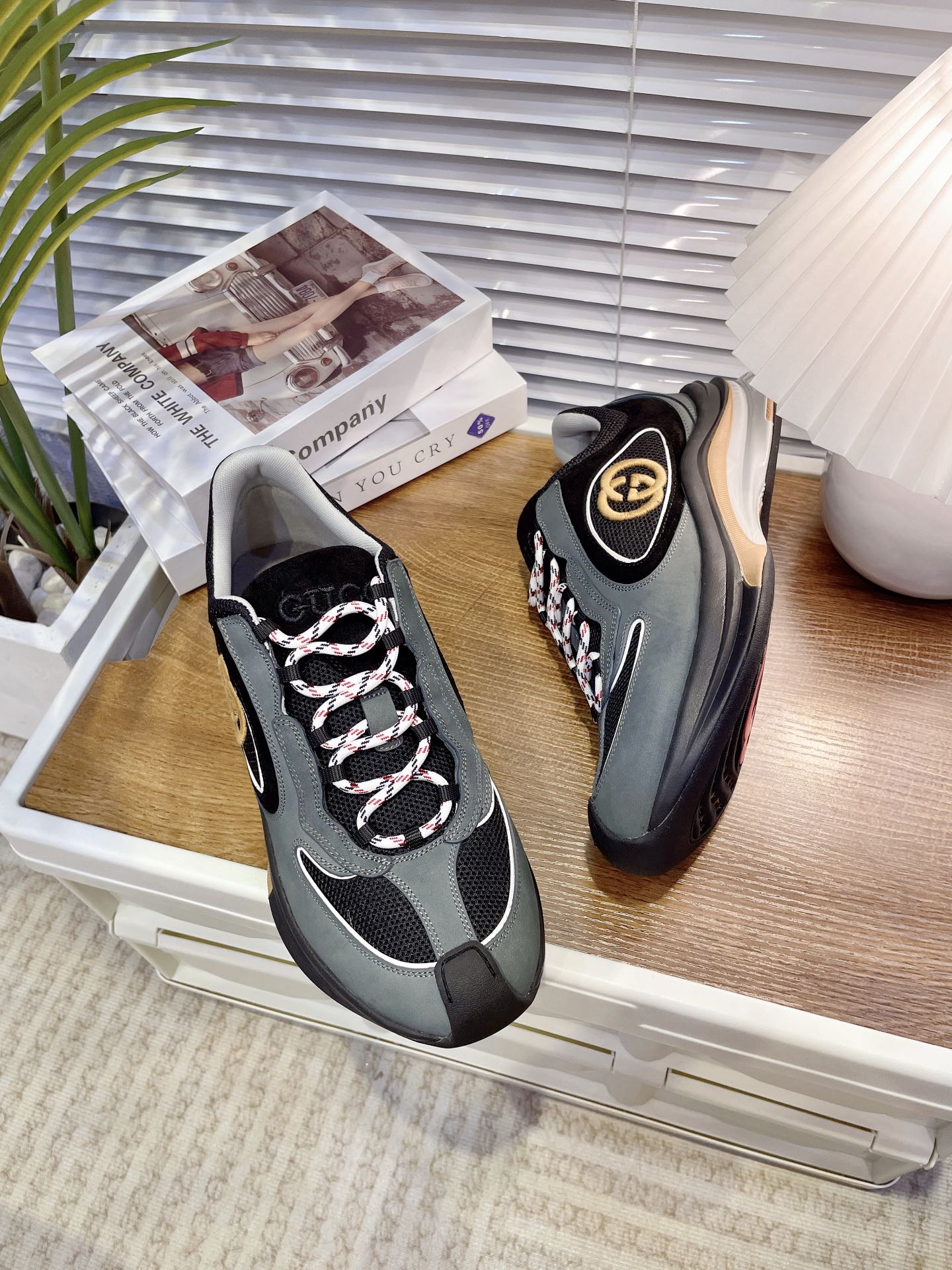 GUCCI sneakers 151