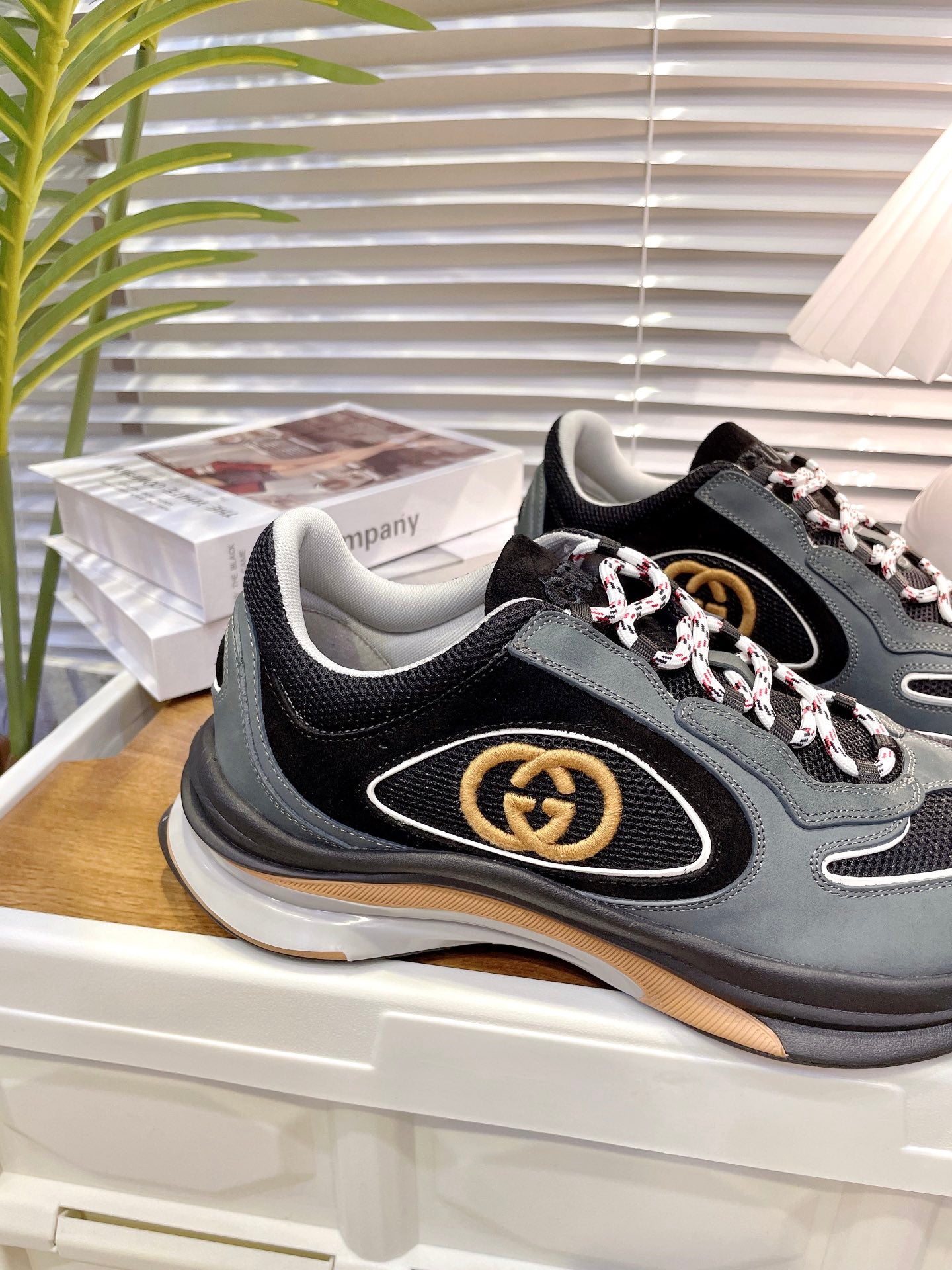 GUCCI sneakers 151
