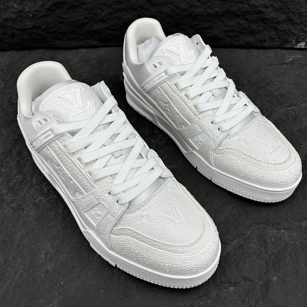 Louis Vuitton sneakers 216