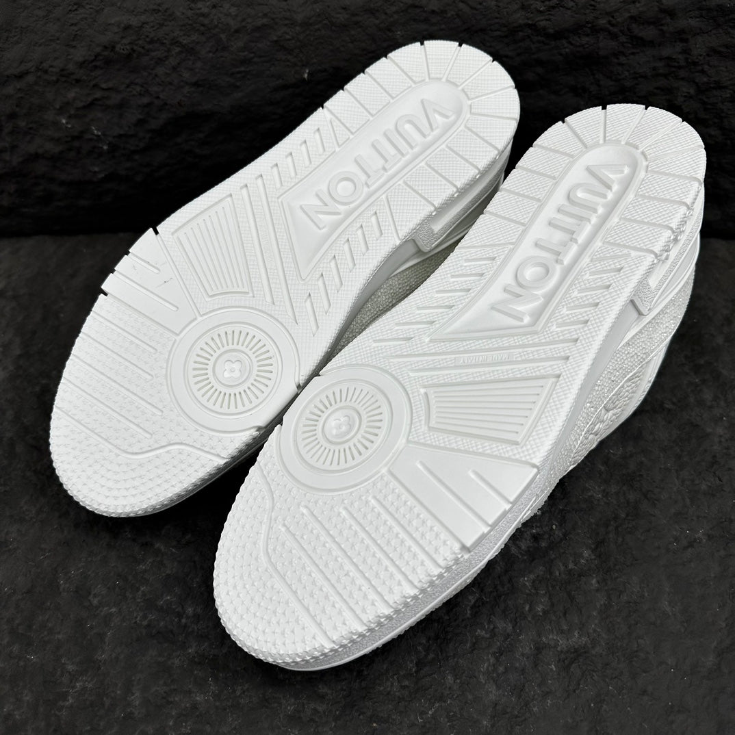 Louis Vuitton sneakers 216