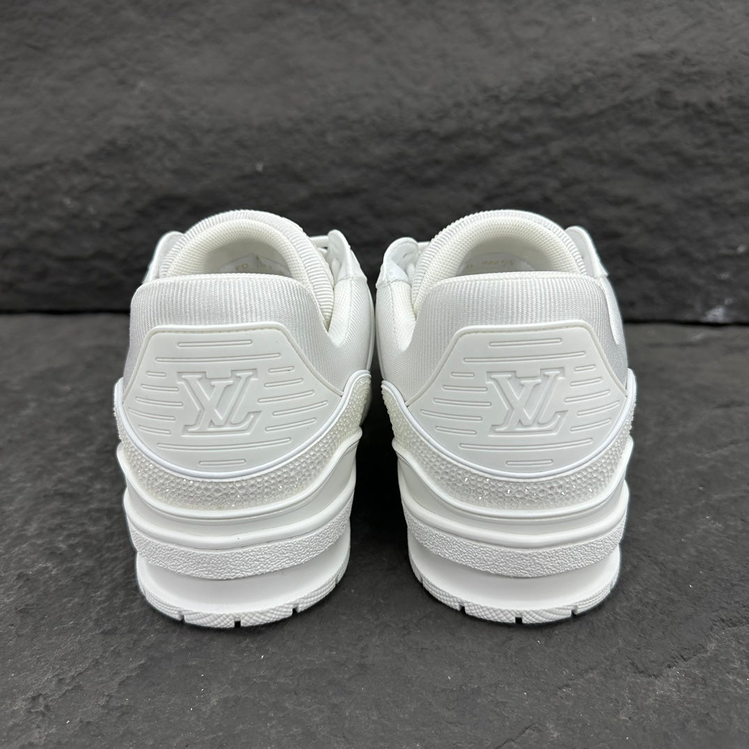 Louis Vuitton sneakers 216