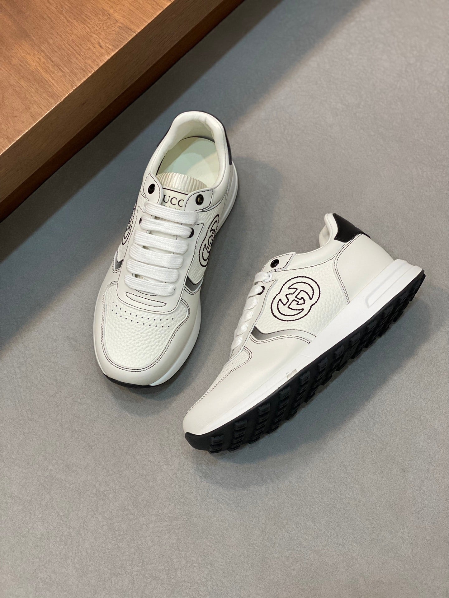 GUCCI sneakers 152