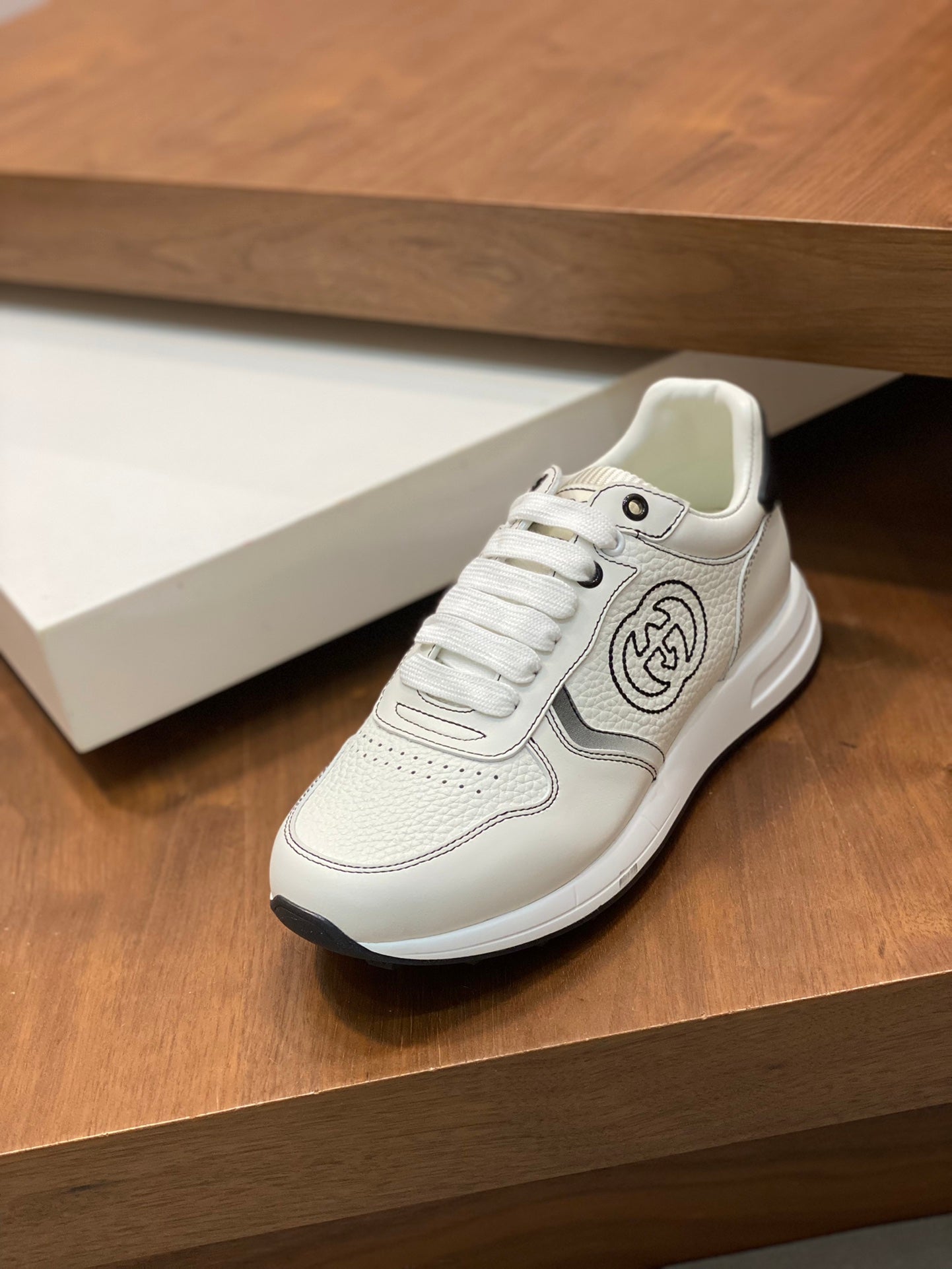 GUCCI sneakers 152
